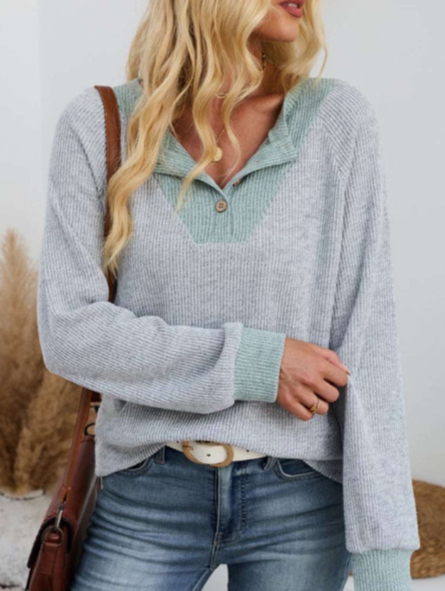 Casual fake two-piece loose long-sleeved top