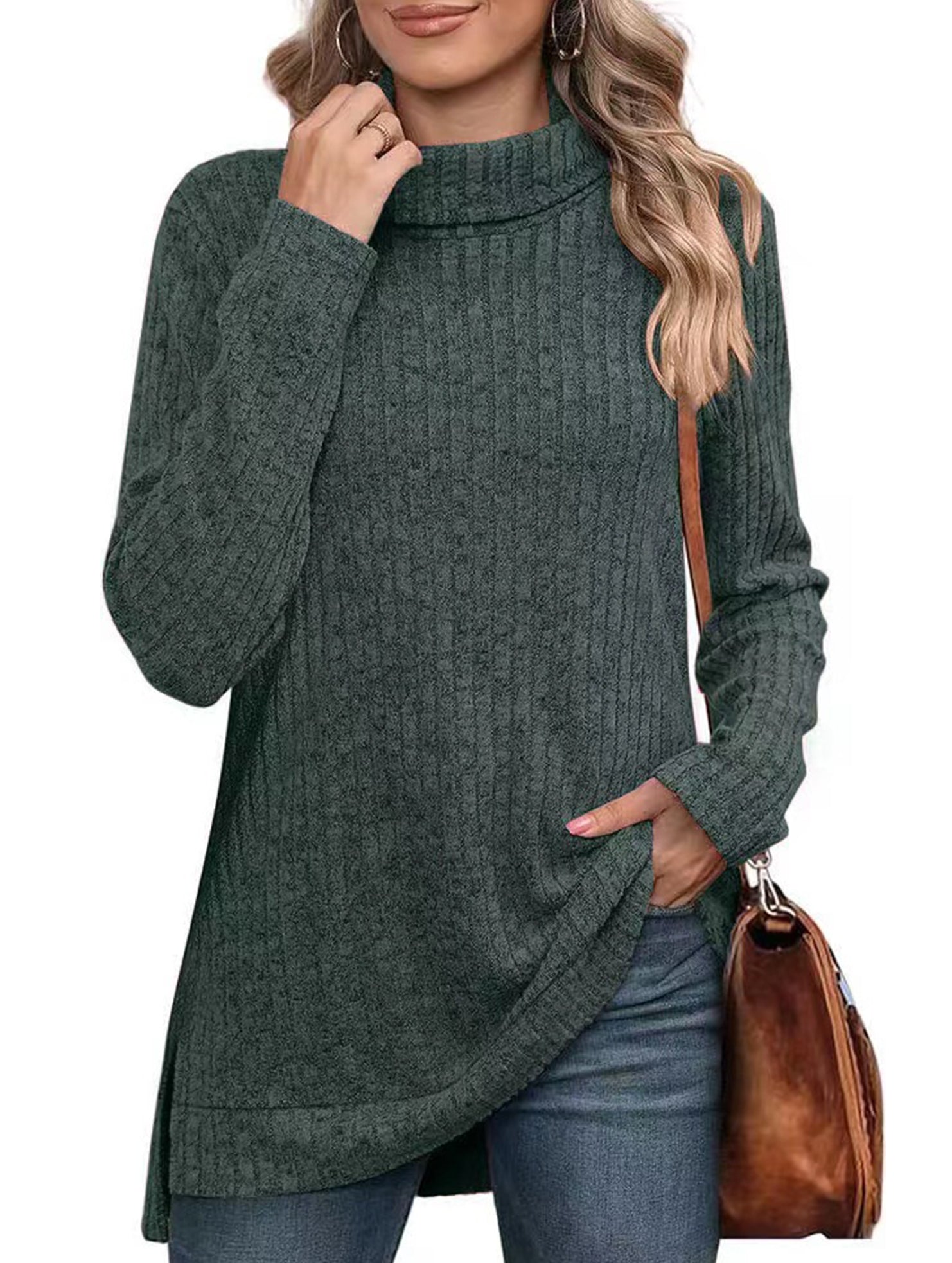 High-necked slit-ribbed loose T-shirt top