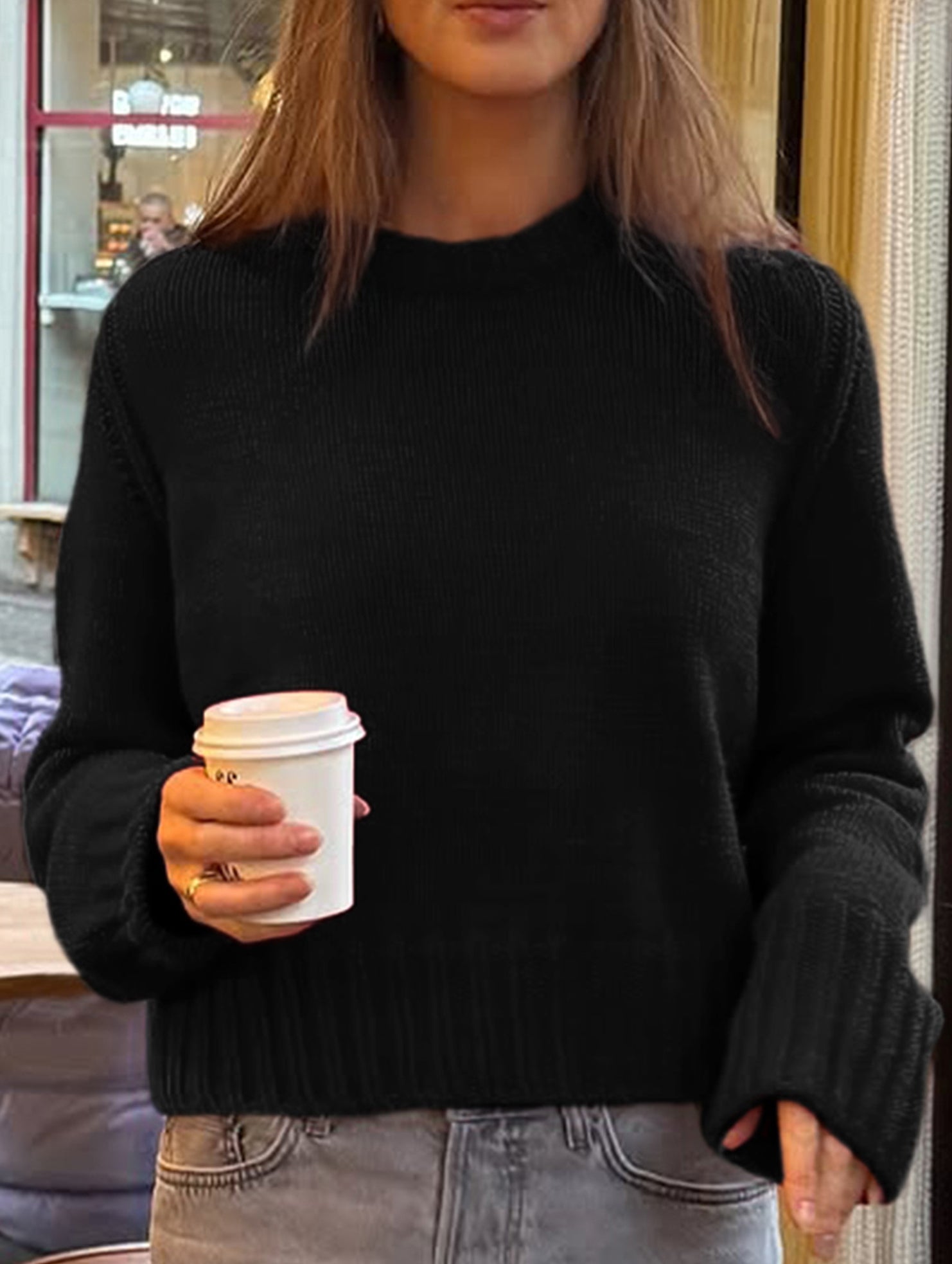 retro-style loose-fitting short knit sweater