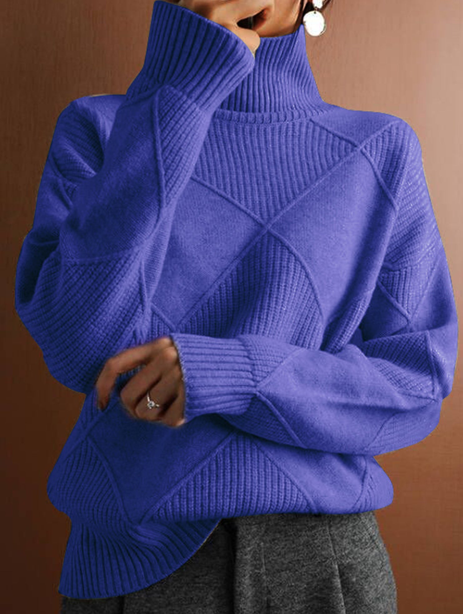 Versatile loose-fitting turtleneck warm sweater