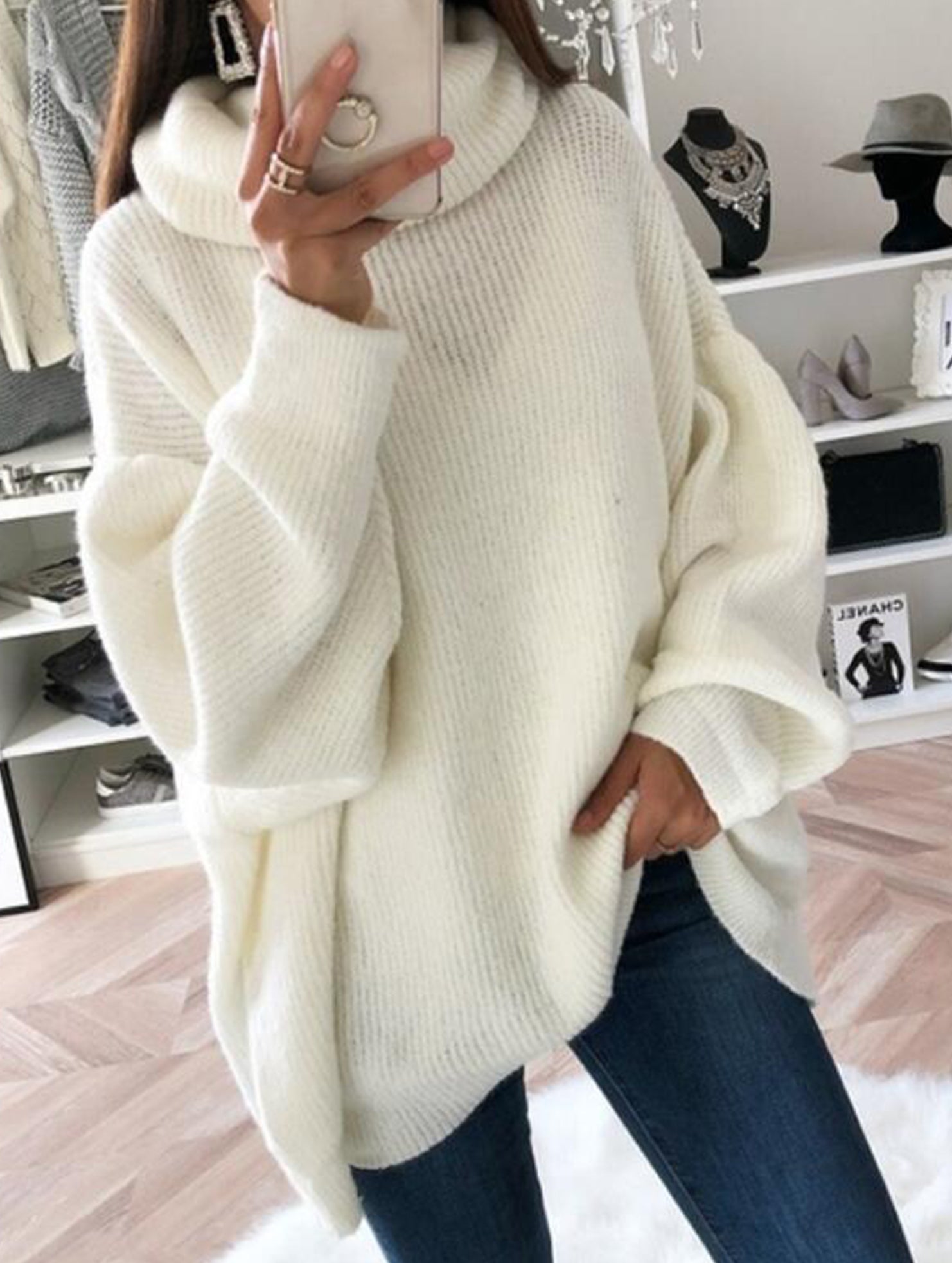 Plus-size loose solid color turtleneck knit sweater