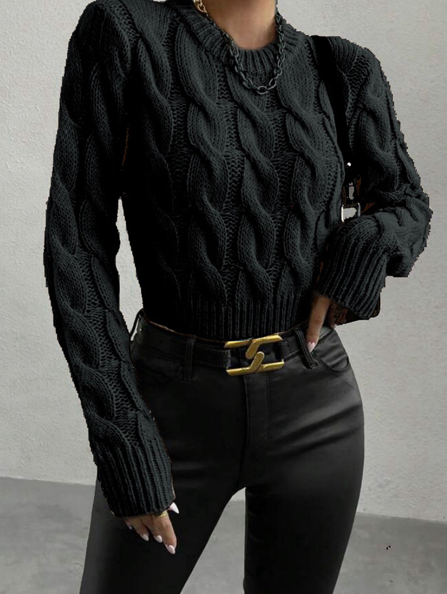 Solid color cable knit crew neck pullover sweater