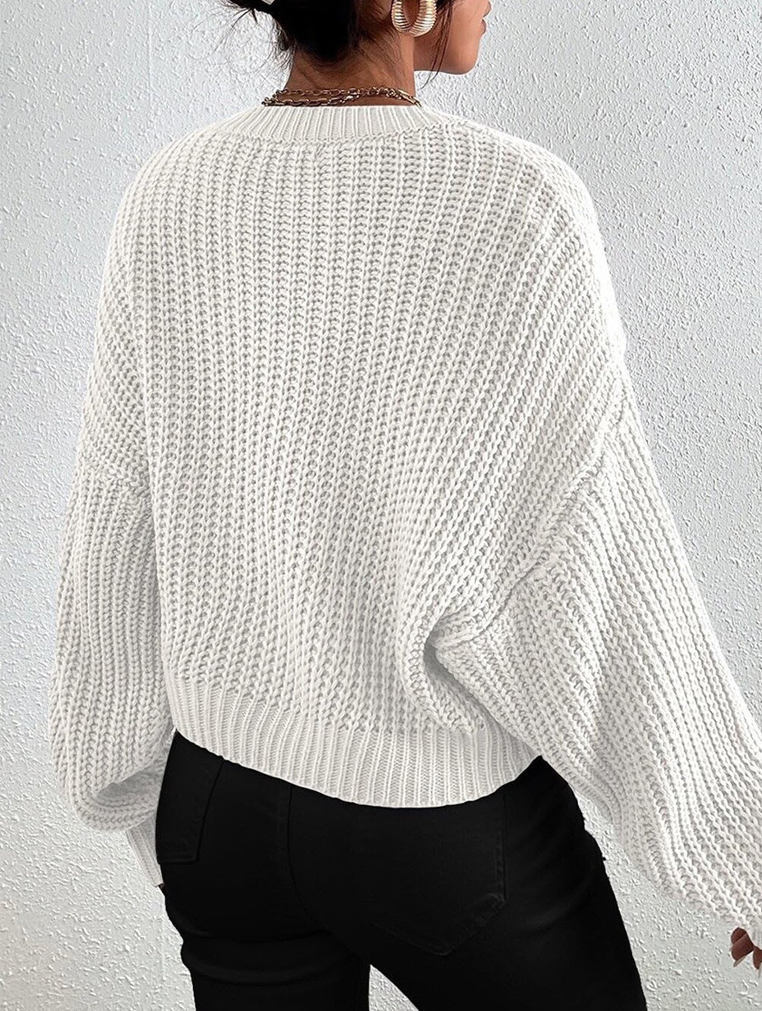 Casual short pullover crew neck knit sweater