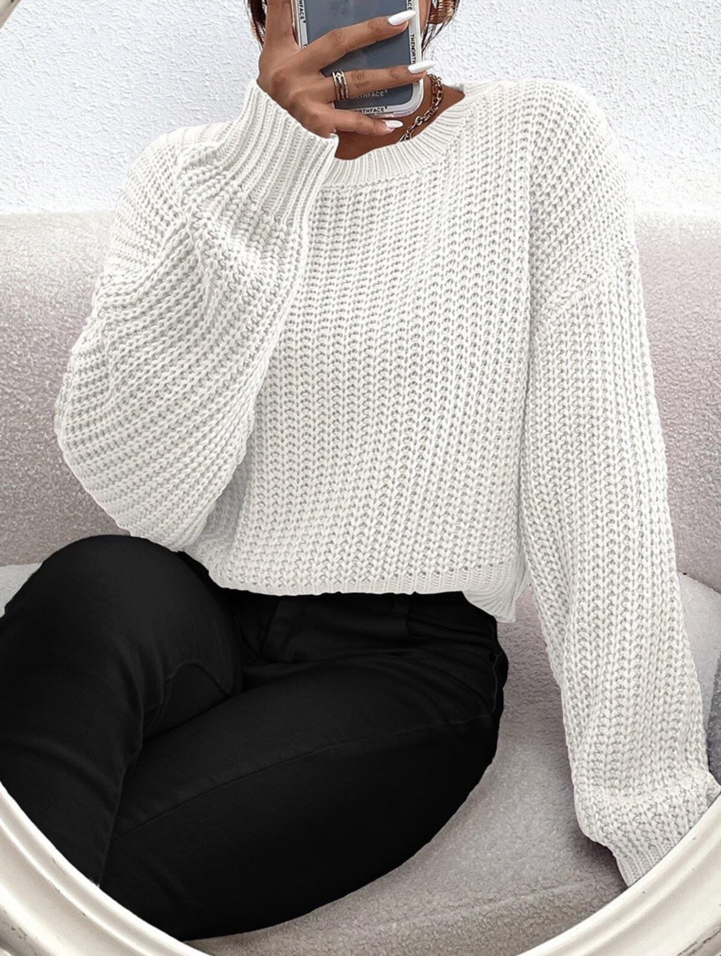 Casual short pullover crew neck knit sweater
