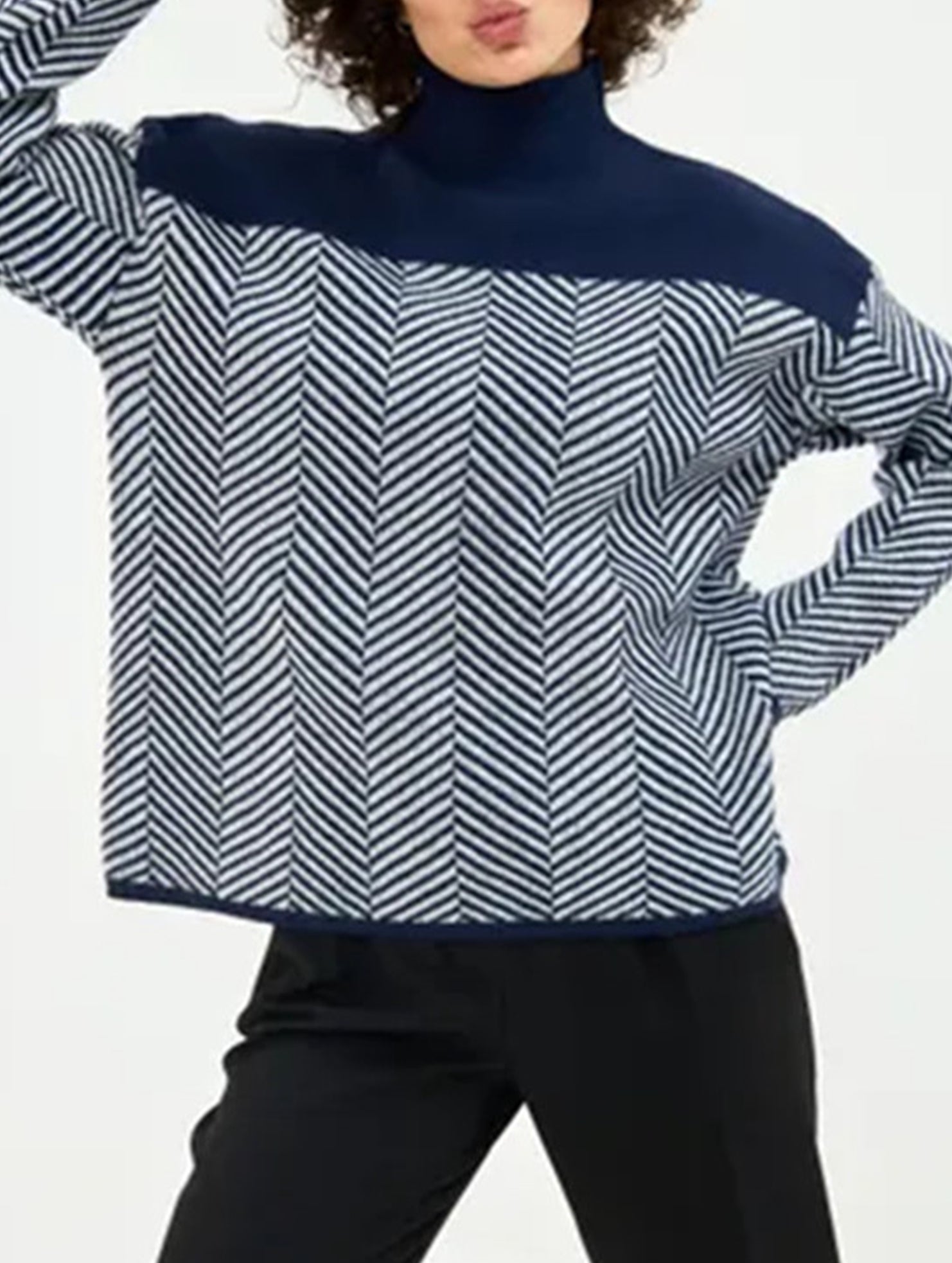 Striped warm and slimming sweater