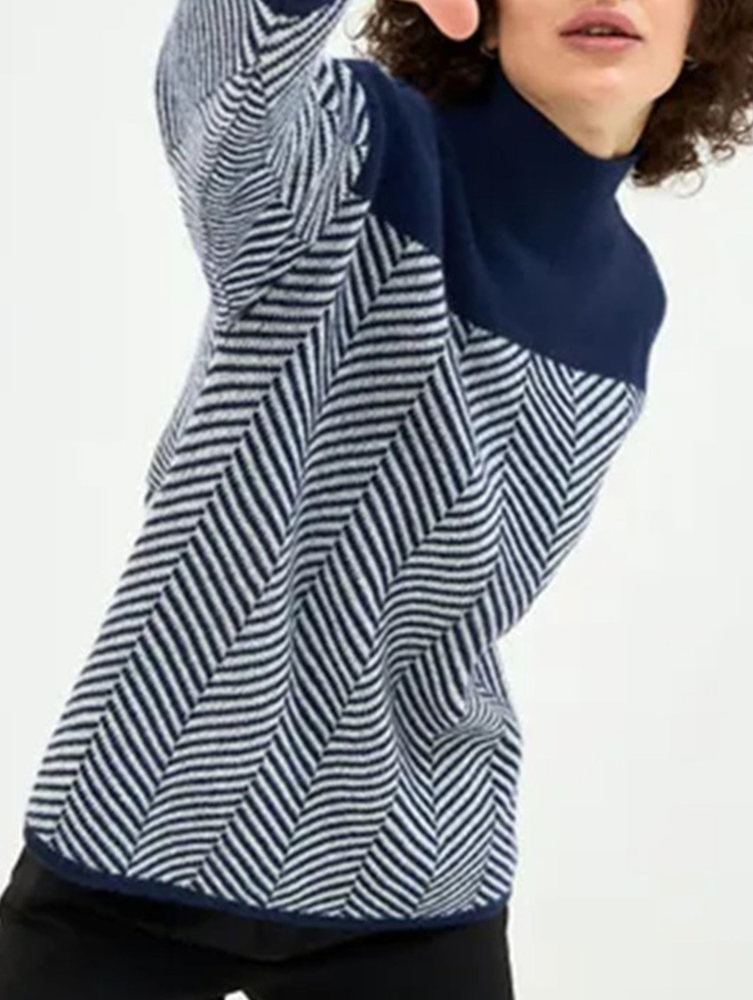 Striped warm and slimming sweater