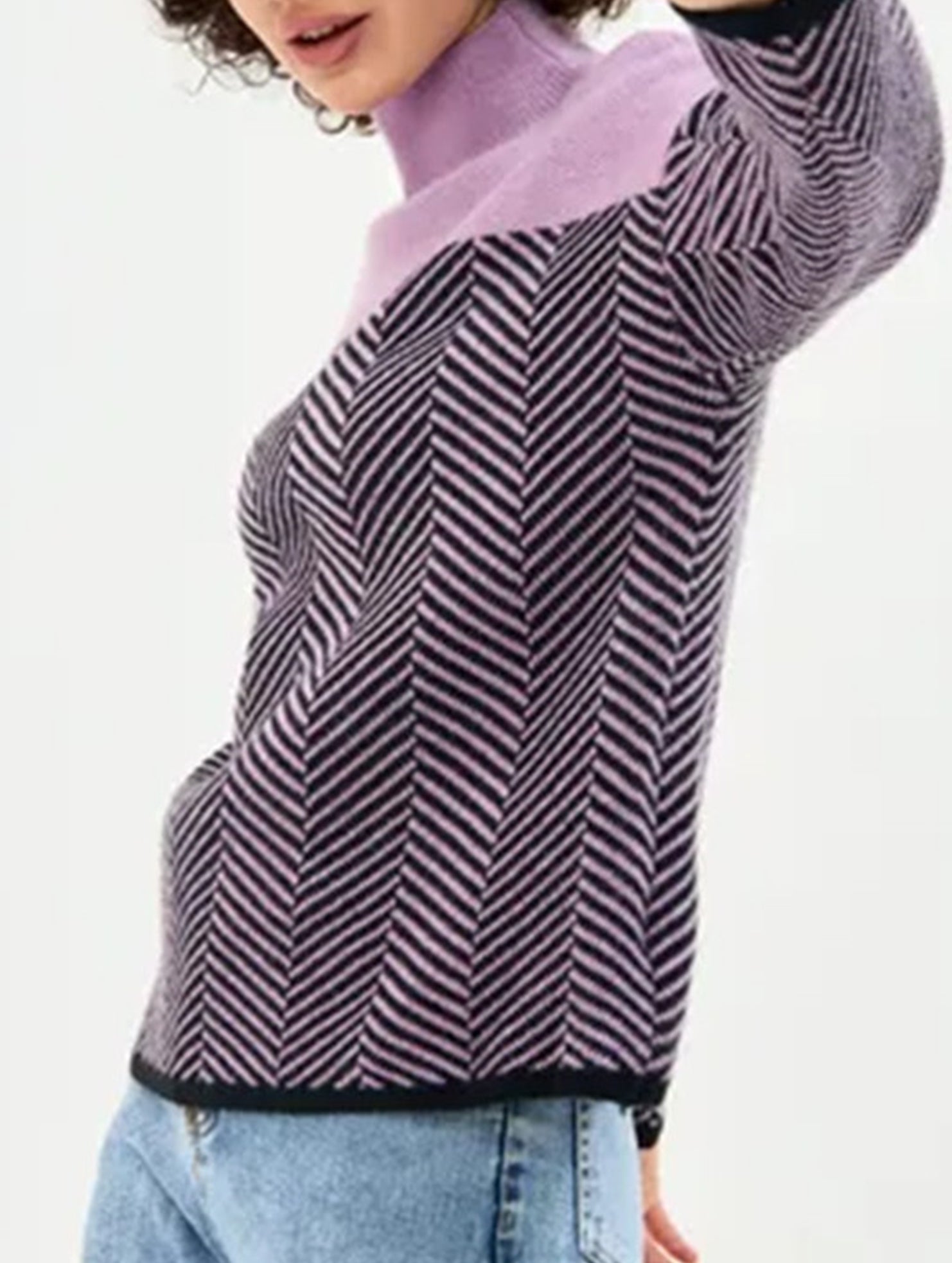 Striped warm and slimming sweater