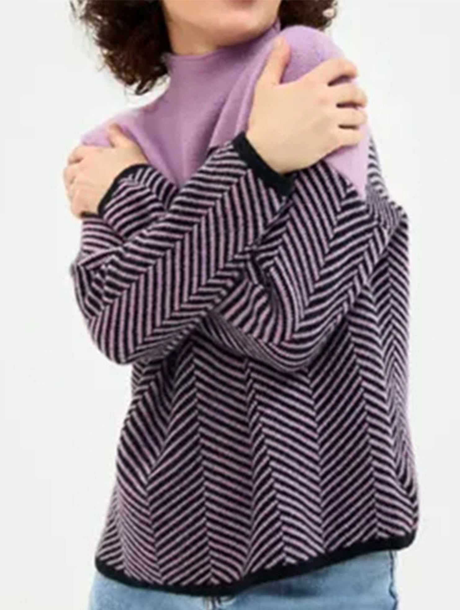 Striped warm and slimming sweater