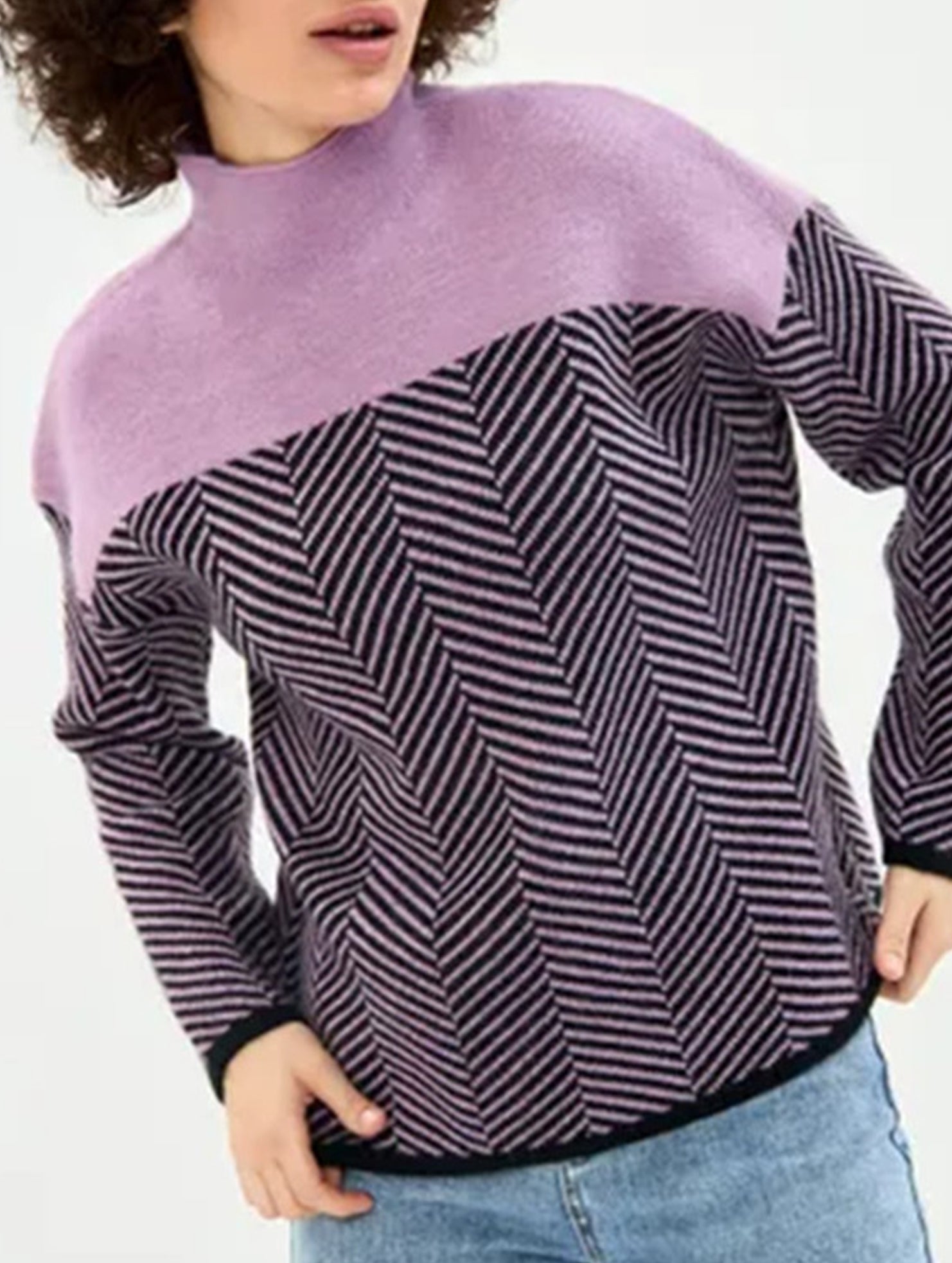Striped warm and slimming sweater