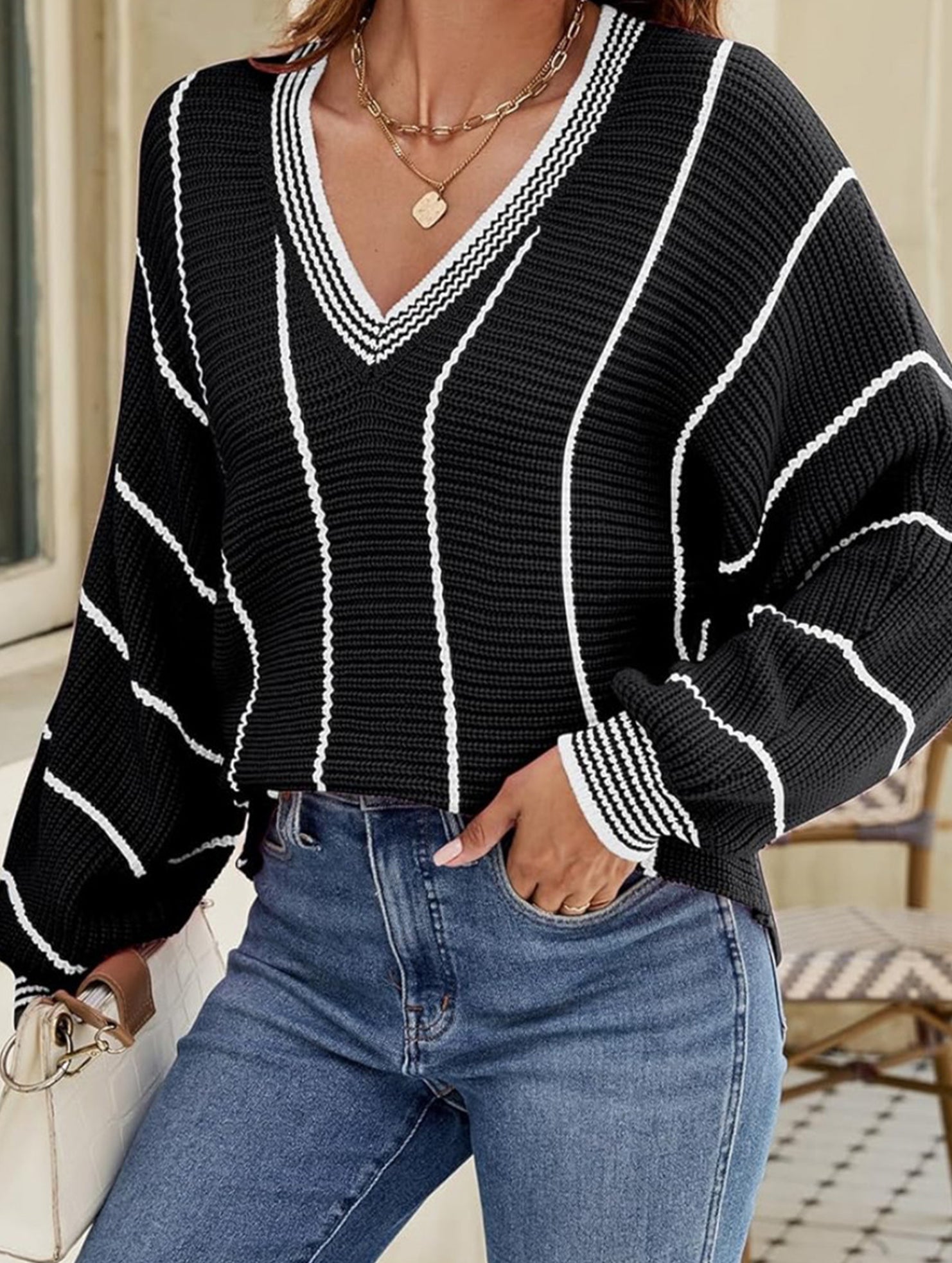 V-neck color-blocked striped pullover sweater