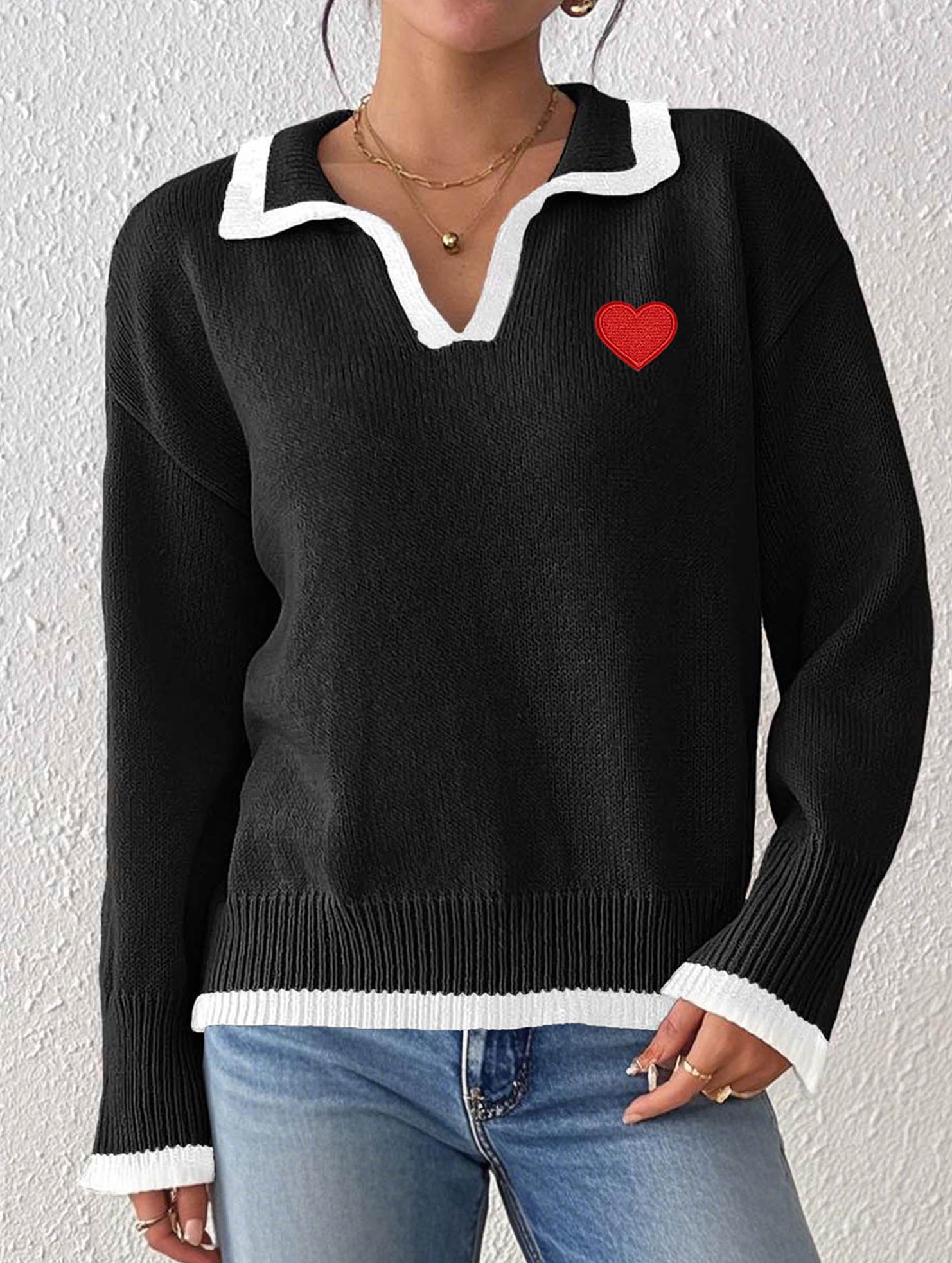 Collared color-blocked heart-patterned knit sweater