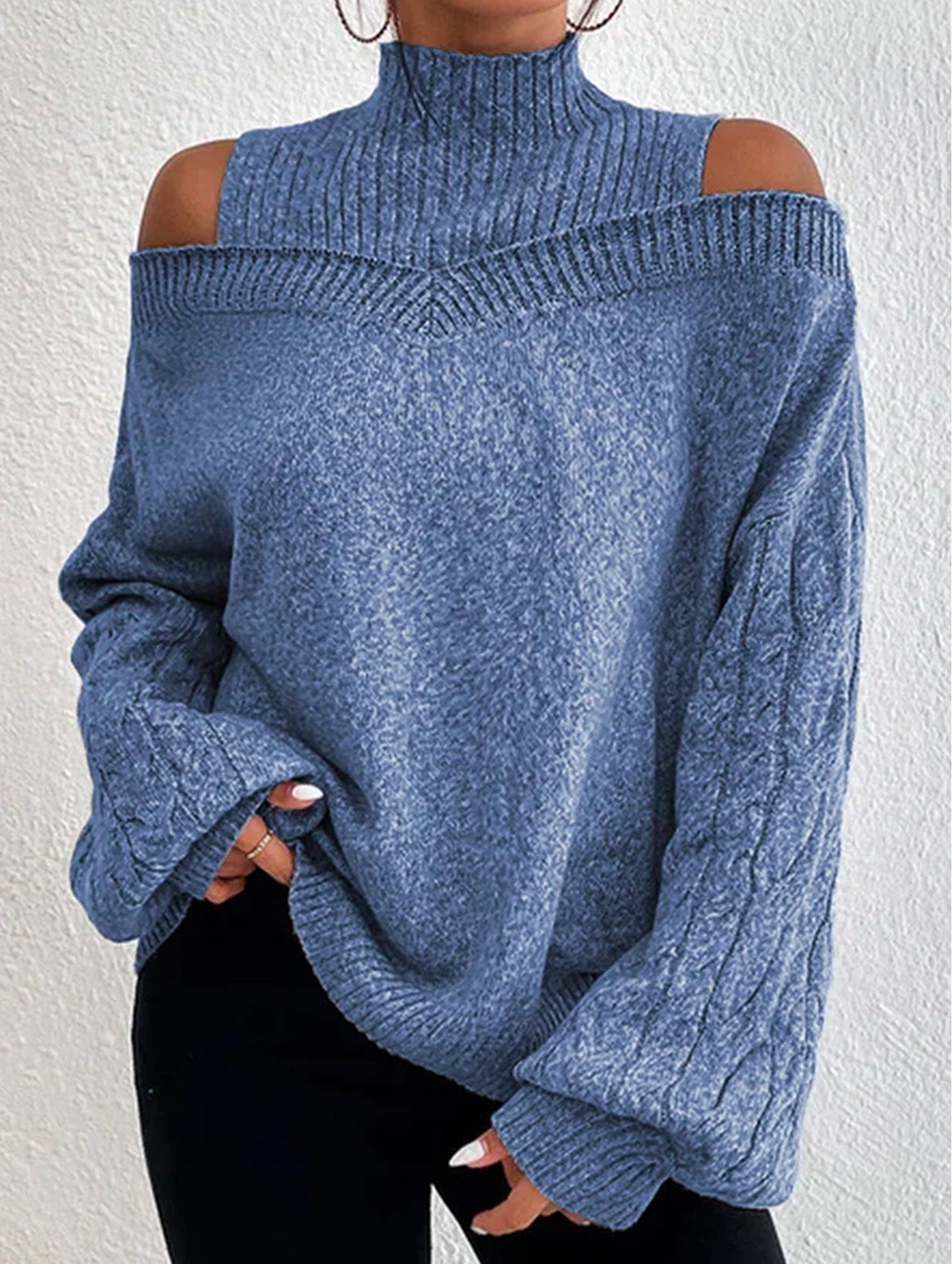 Off-shoulder turtleneck loose knit sweater