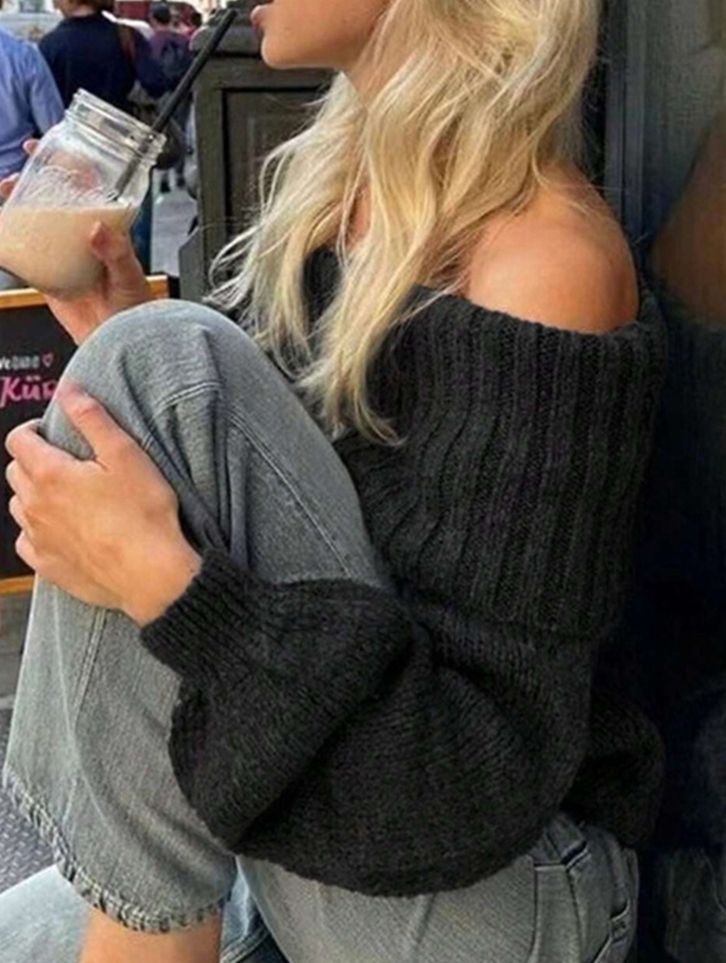 Simple off-shoulder slim-fit knit sweater