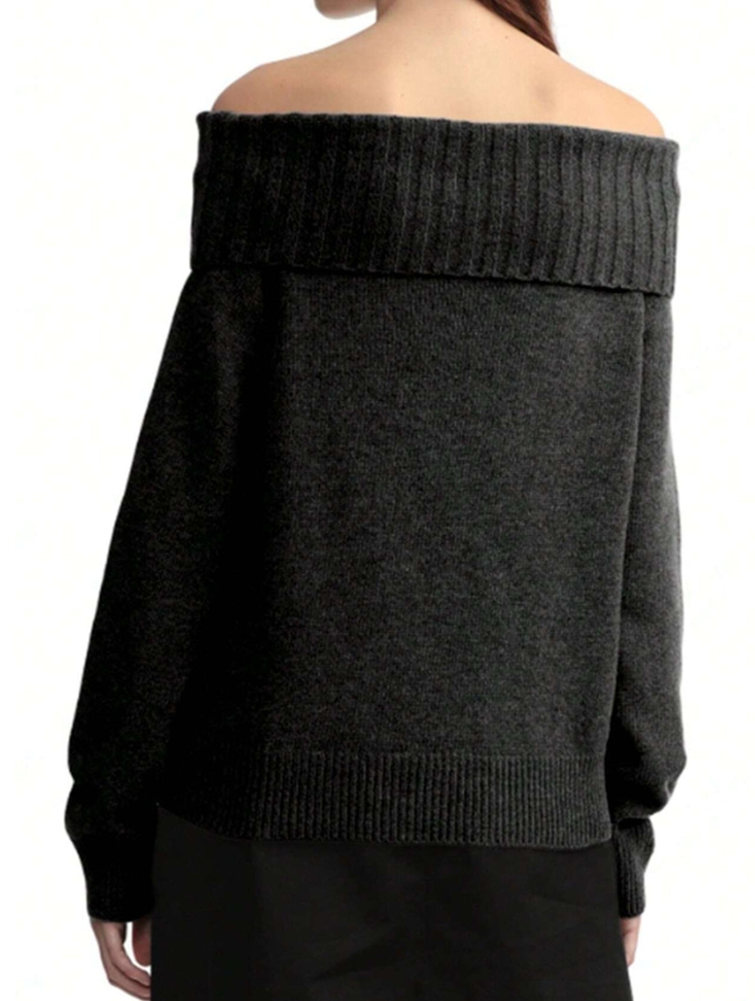 Simple off-shoulder slim-fit knit sweater
