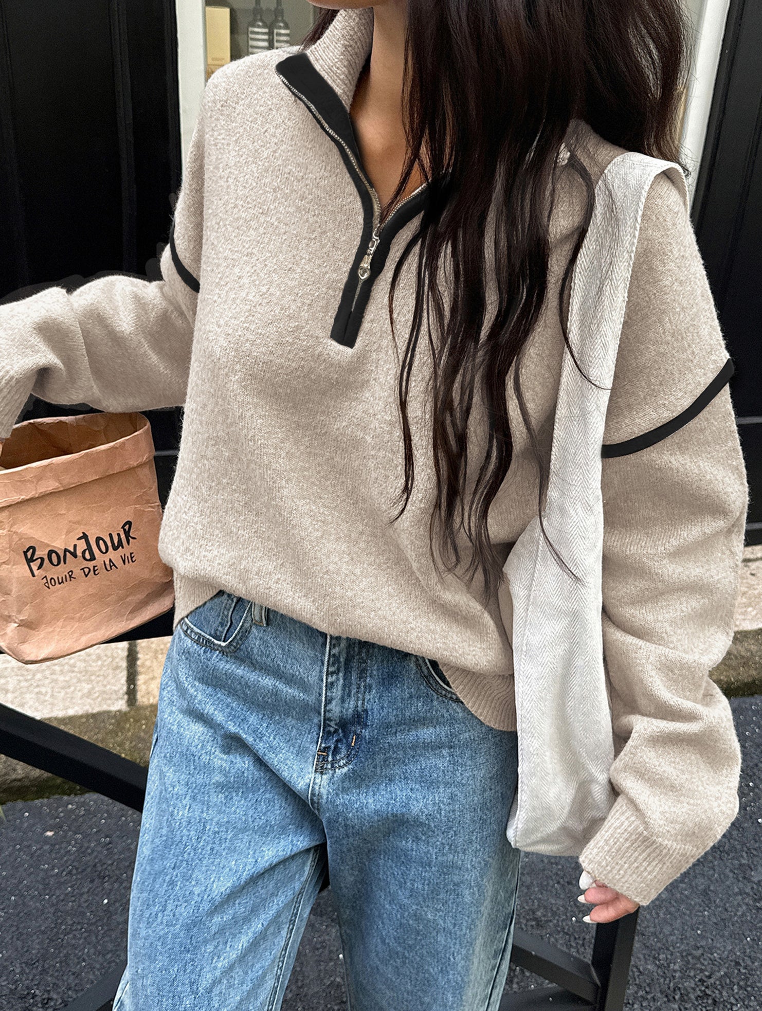 Simple solid color long-sleeved zip-up sweater