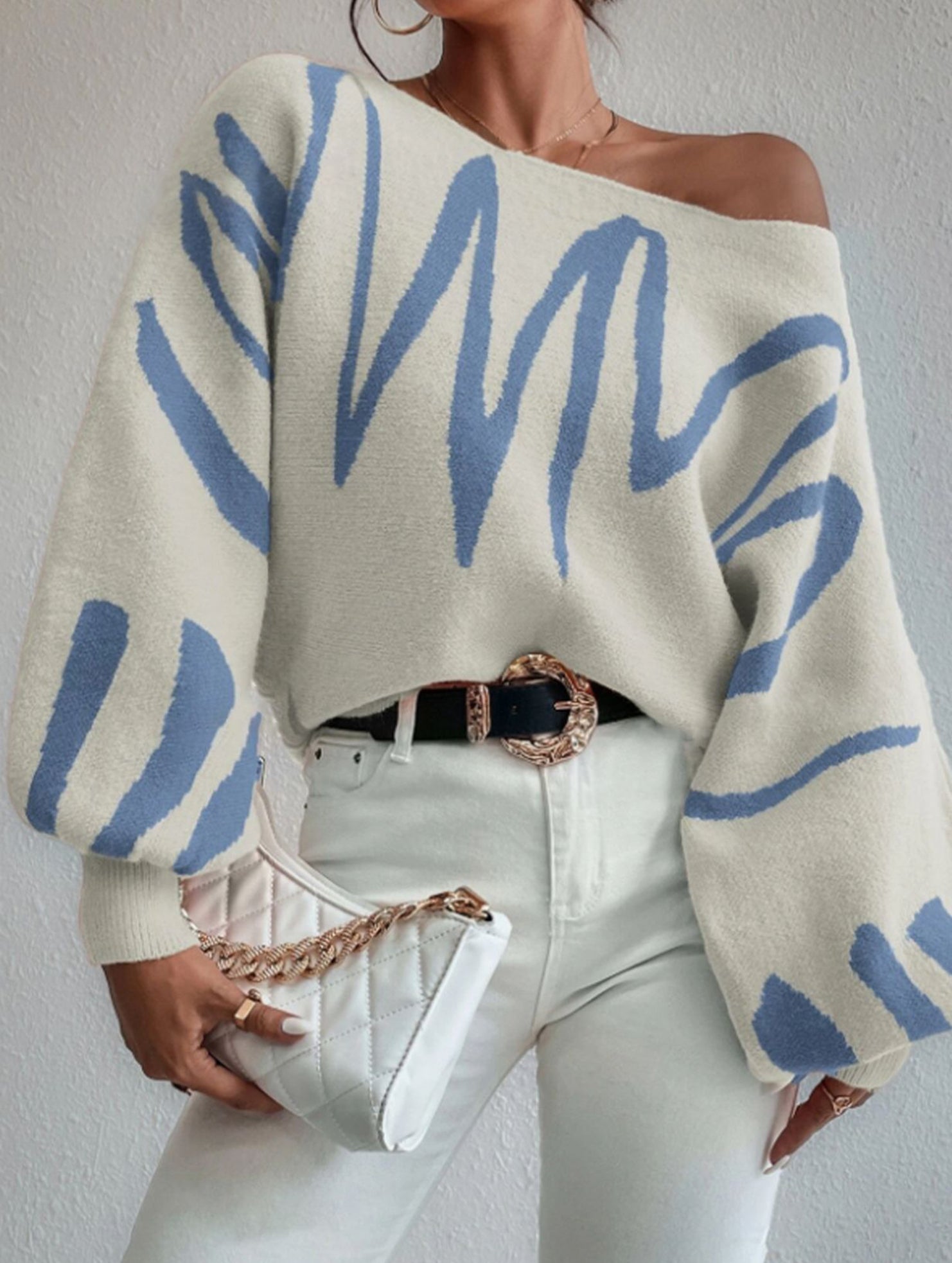 Casual wavy lantern off-shoulder knit top