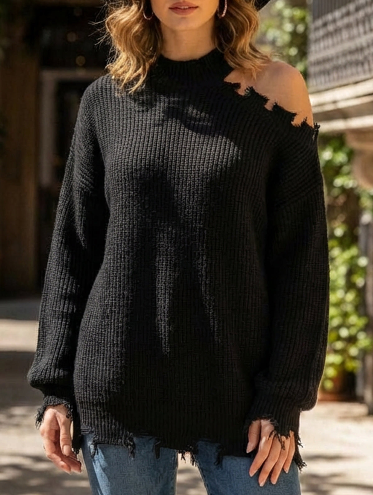 Loose-fitting off-shoulder crew neck sweater