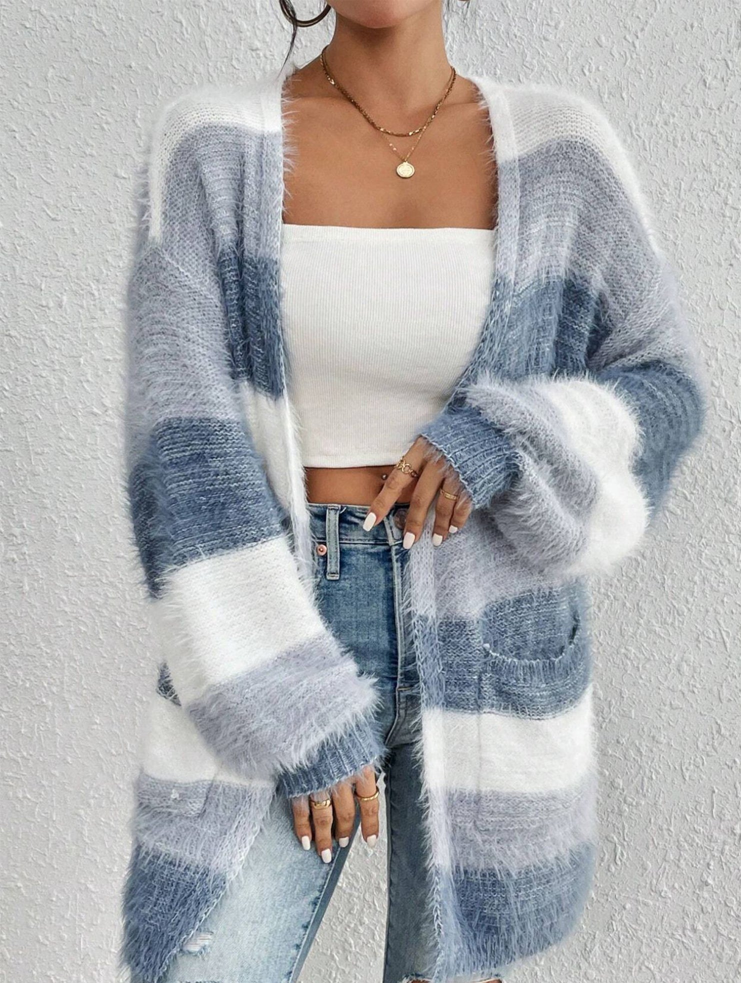 Gentle gradient striped plush cardigan_CWOSWL08998