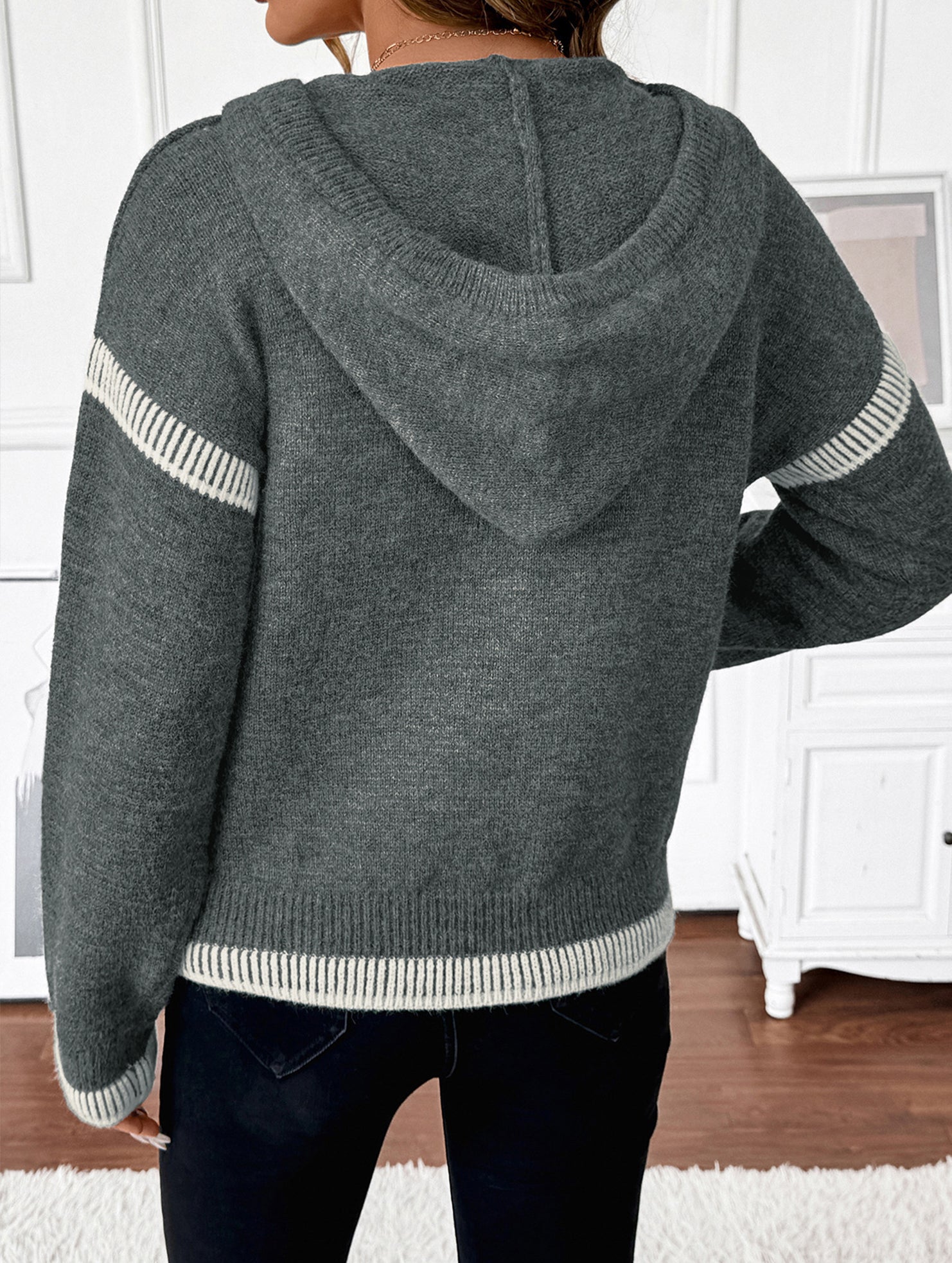 Loose V Neck Hooded Knit Sweater_CWOSWL09132