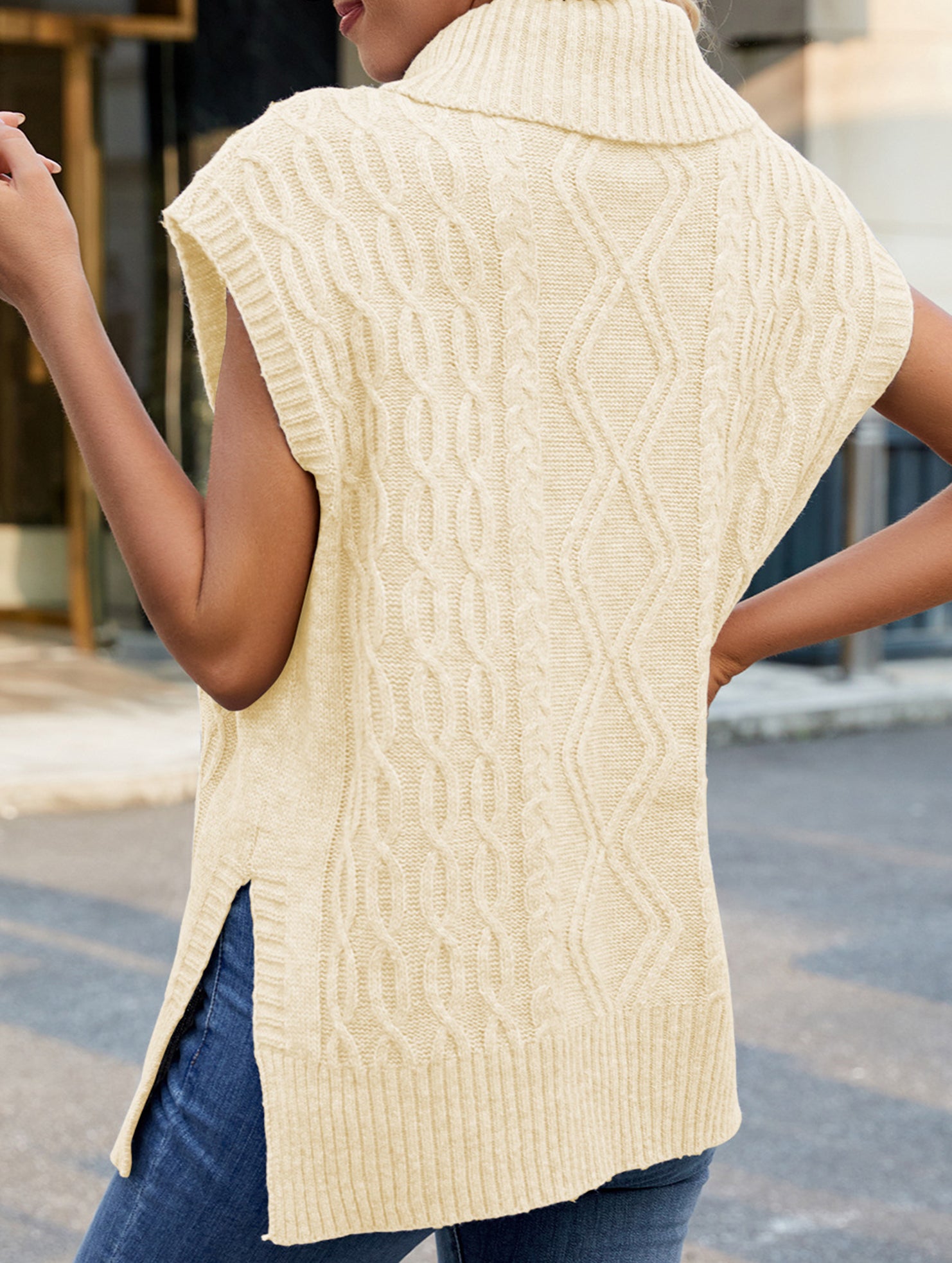 Casual turtleneck sleeveless sweater