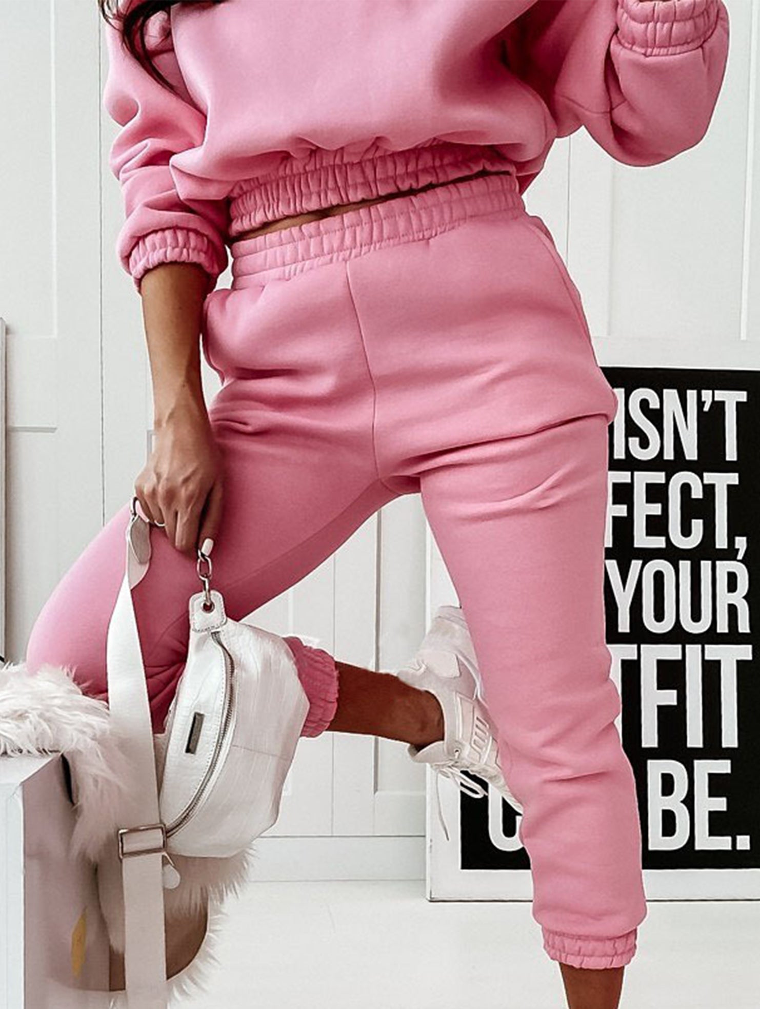 Solid color women's loungewear two-piece set