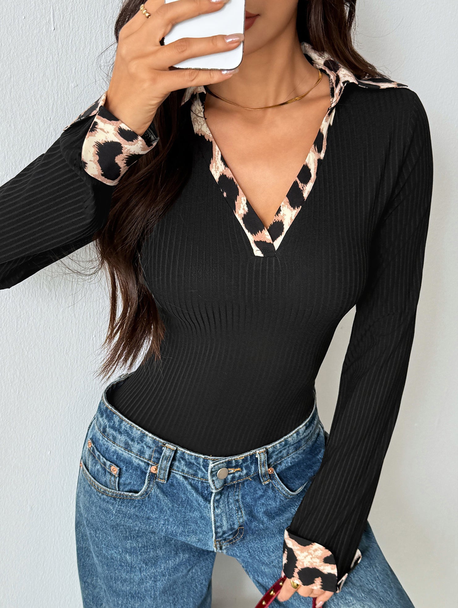 Slim Leopard Patchwork Knit Bodysuit Shirt_CWSBSL00064