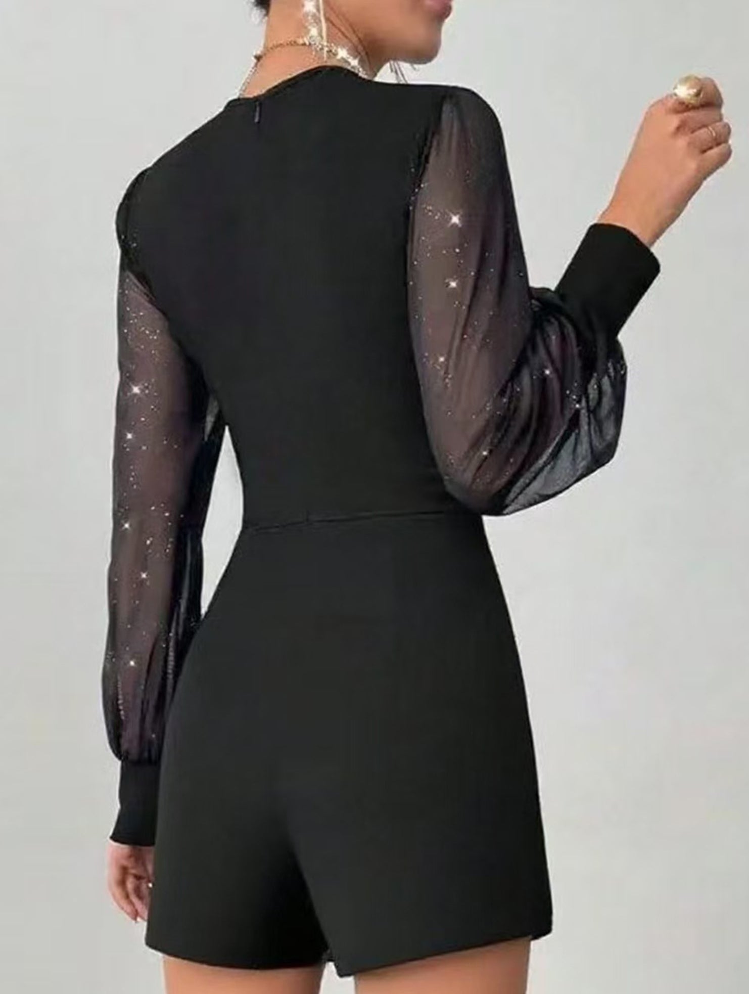 V-neck, fitted waist, mesh panel straight-leg jumpsuit_CWSBSL00069
