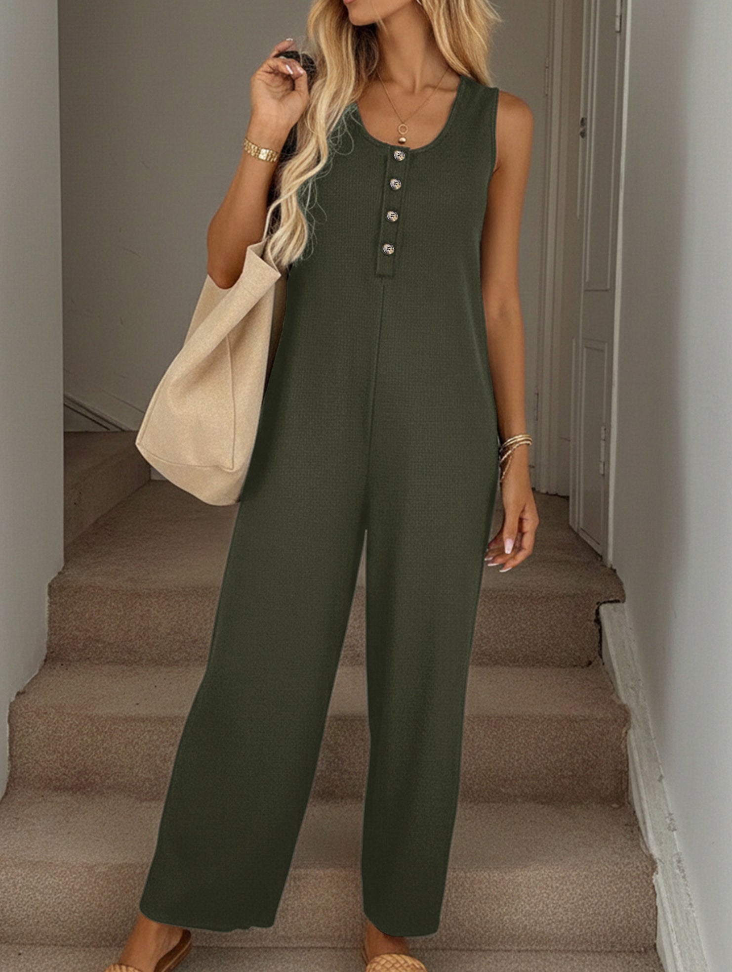 Solid Sleeveless Loose Jumpsuit