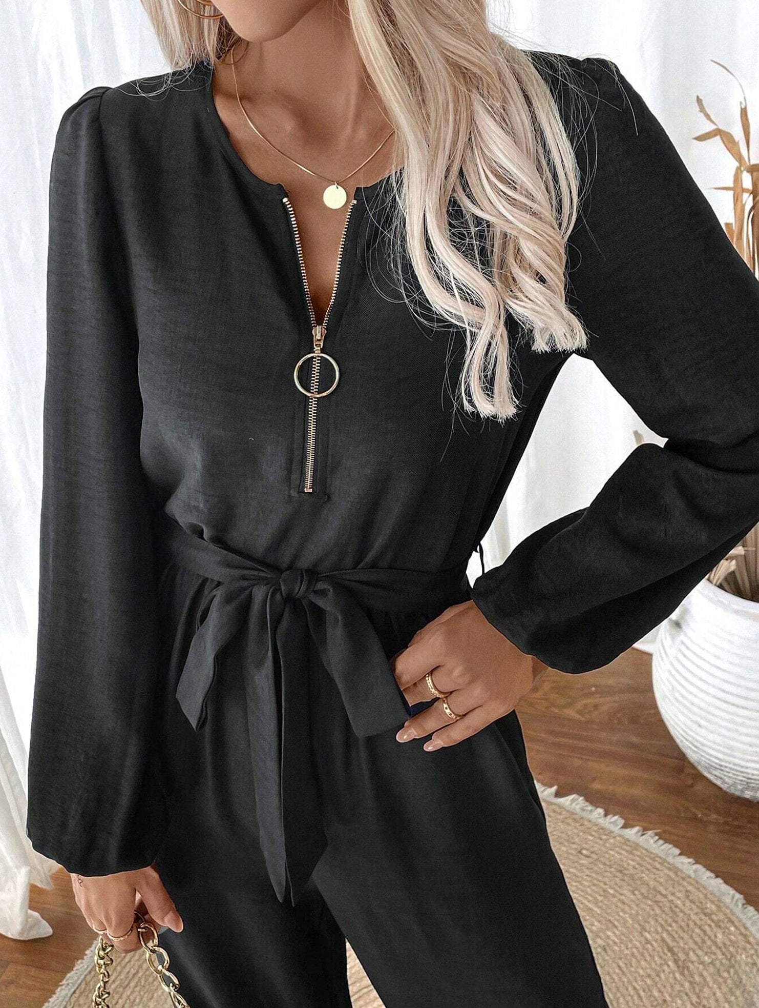 Casual Zip Neck Belted Jumpsuit_CWSR00159