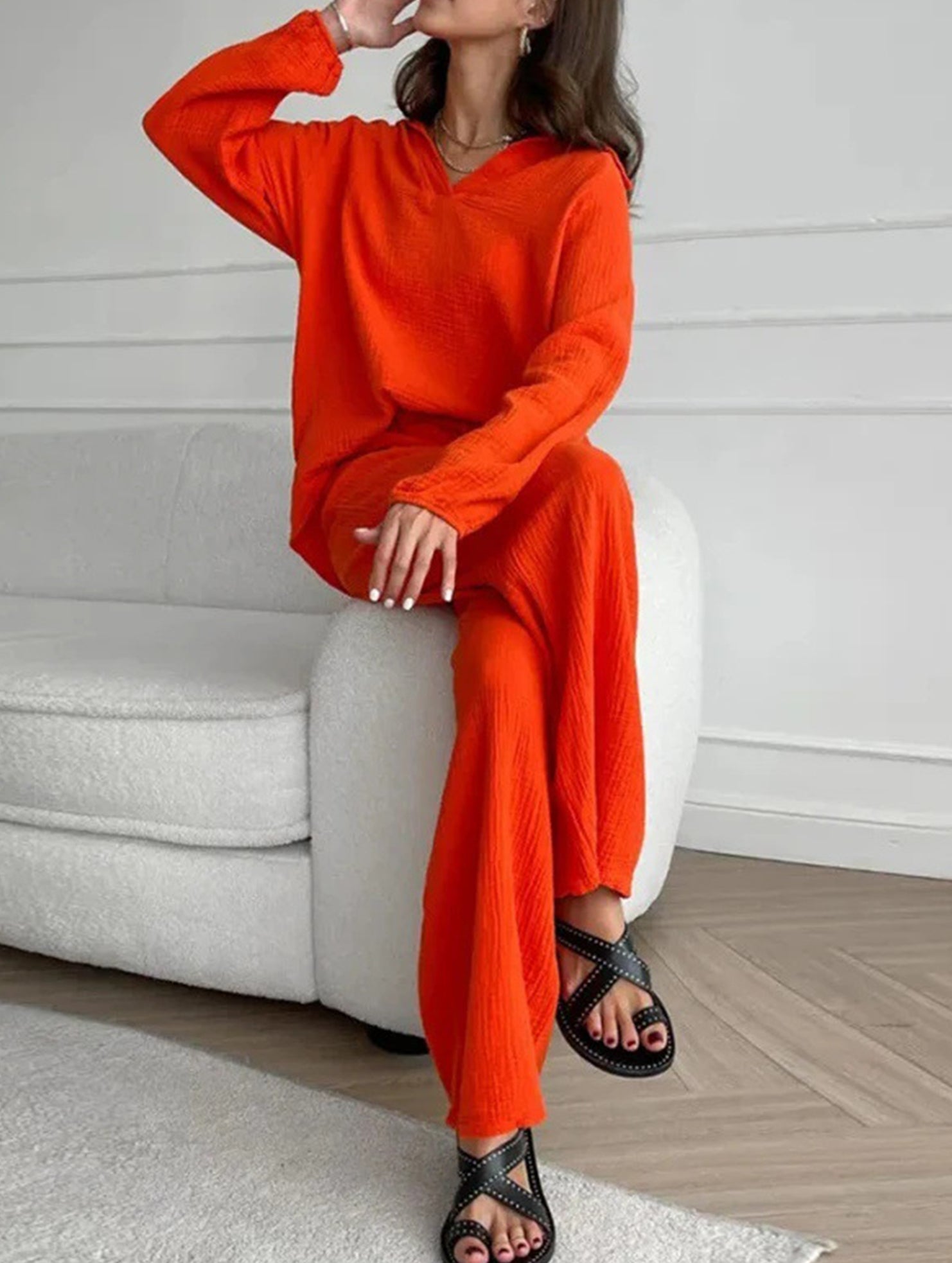 Long-sleeved top drawstring trousers set