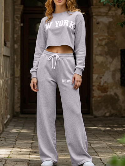 Loose sweatshirt and casual pants set