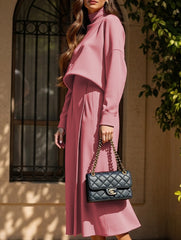 Solid color turtleneck sweatshirt + long elastic skirt