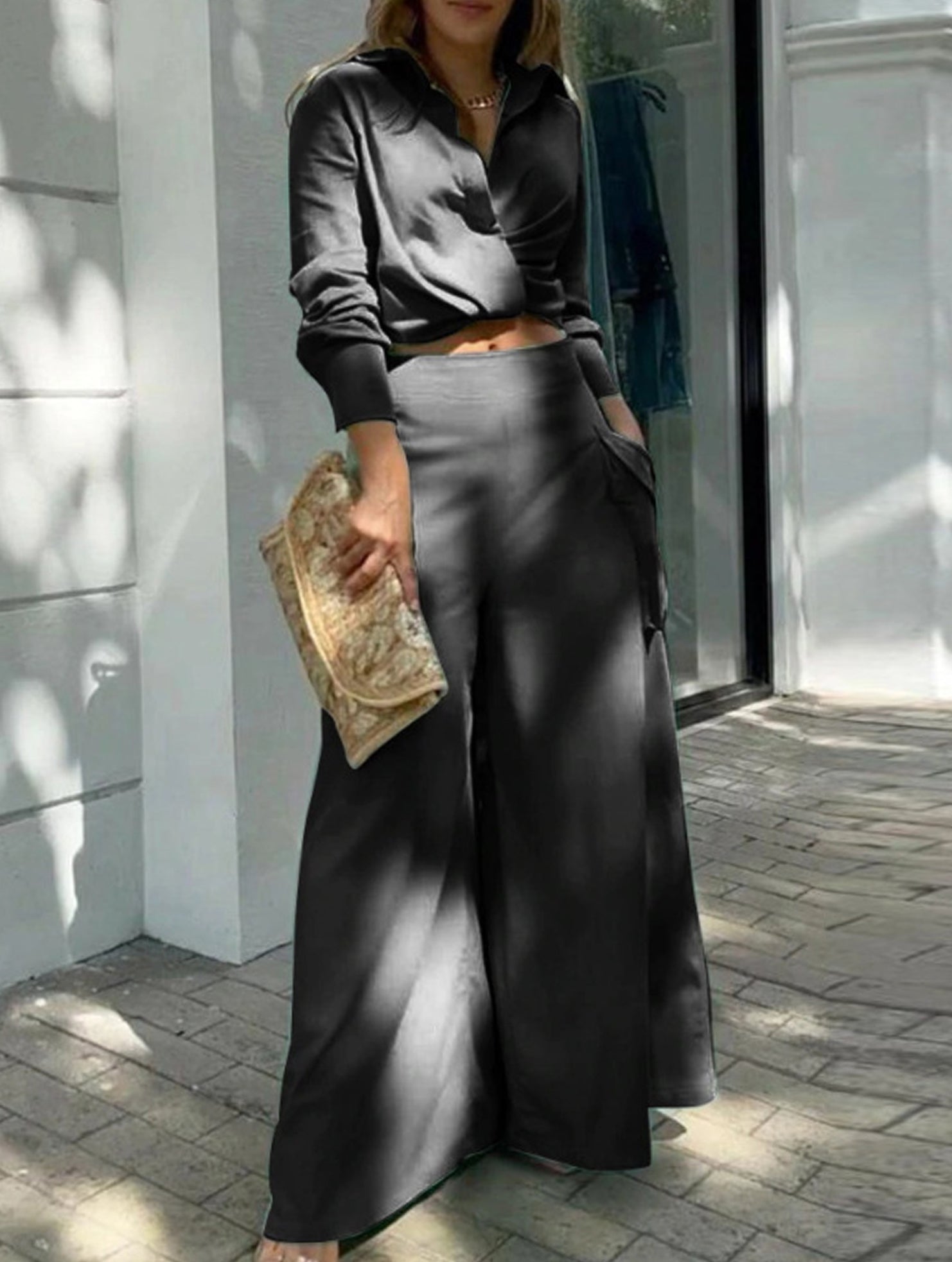 Fashionable two-piece shirt suit