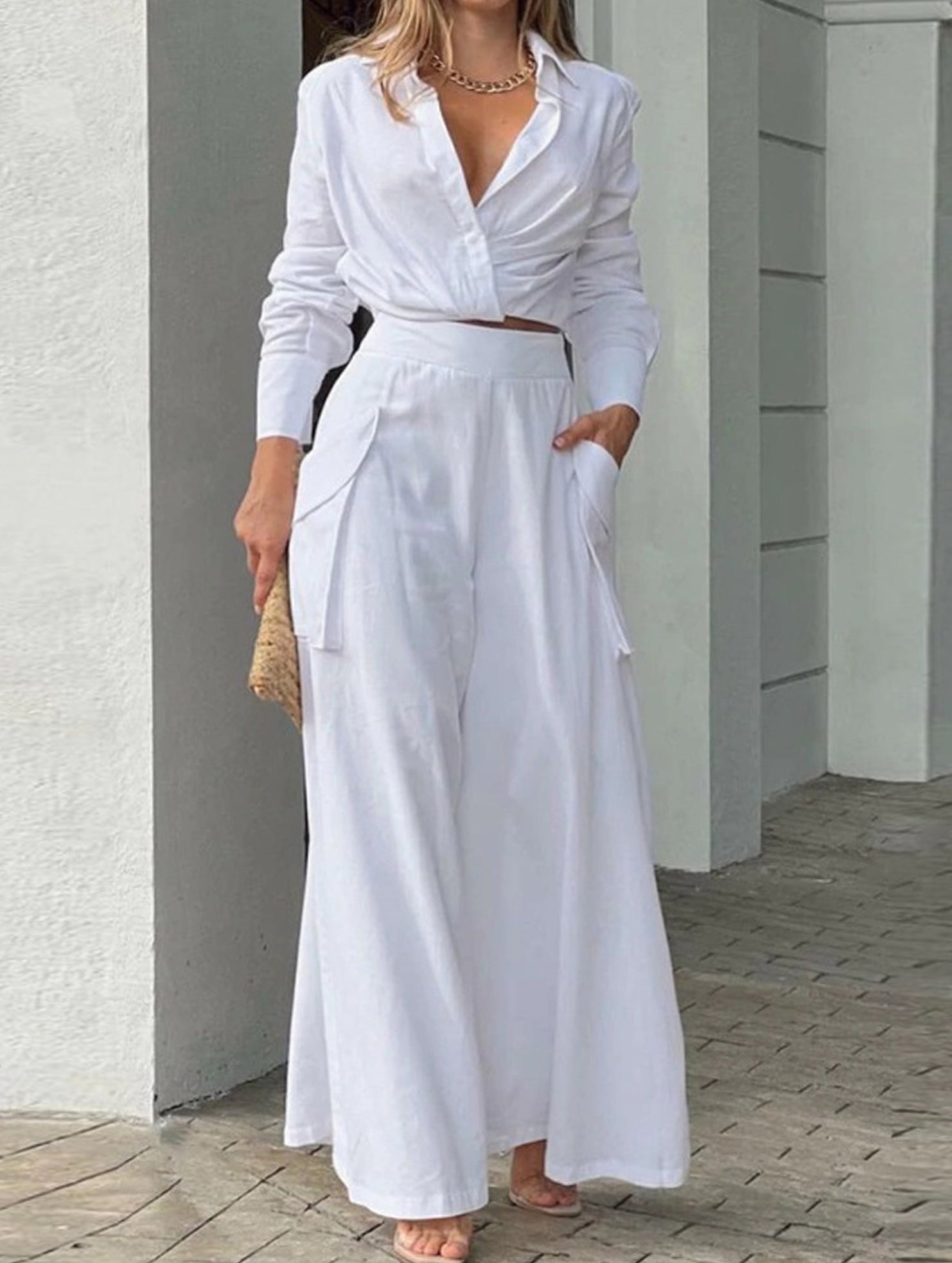 Fashionable two-piece shirt suit