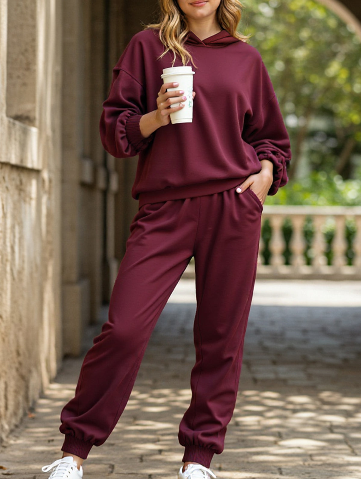 Solid color crew neck pullover trouser suit