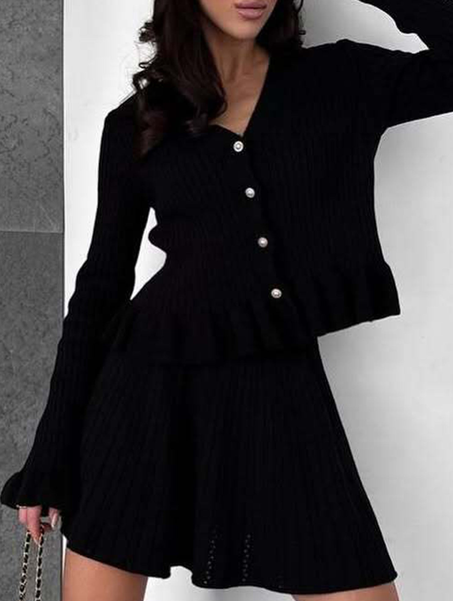 V-neck ruffled waist-cinching knit two-piece set