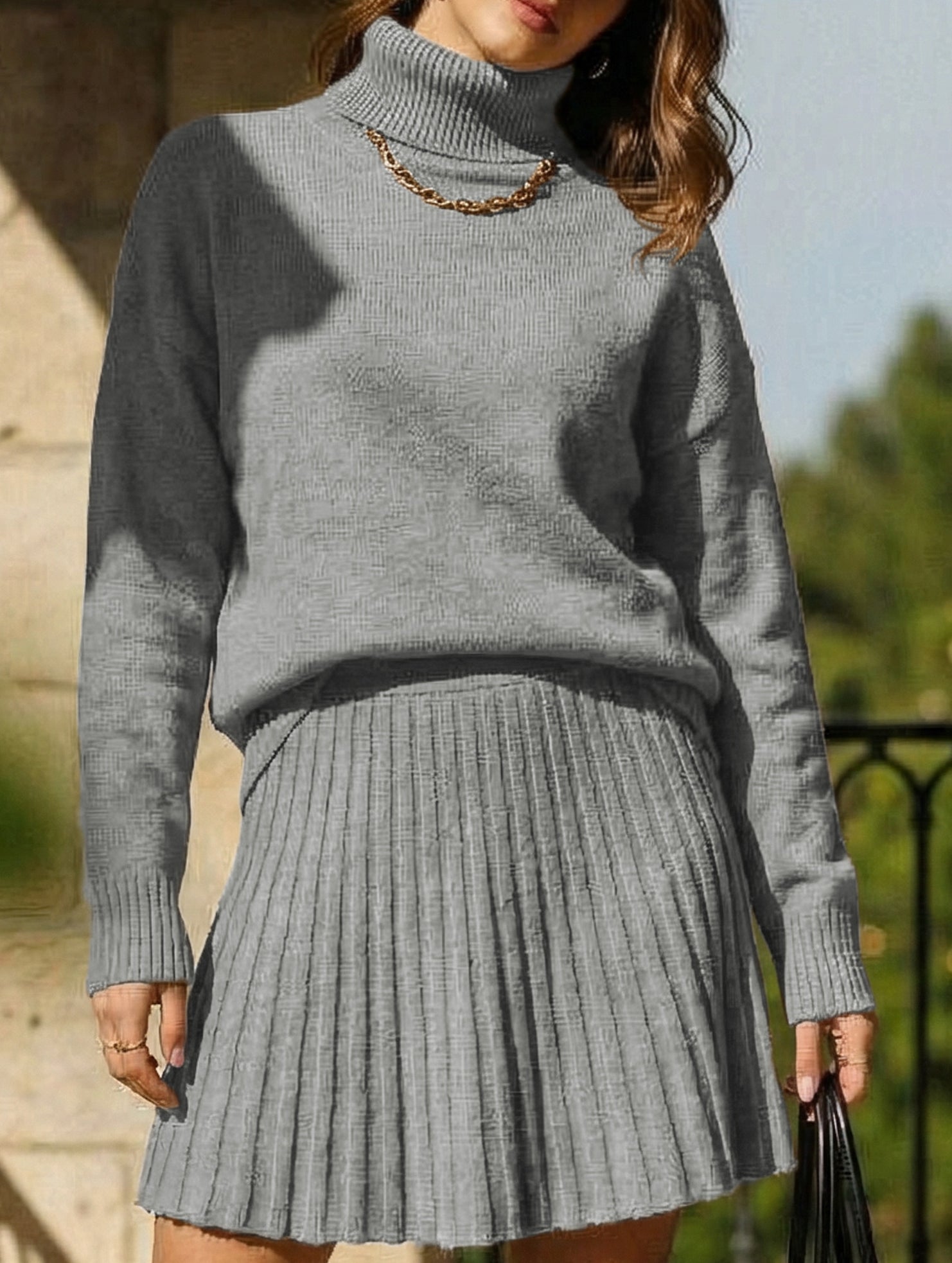 Casual turtleneck knitted long-sleeved short skirt set
