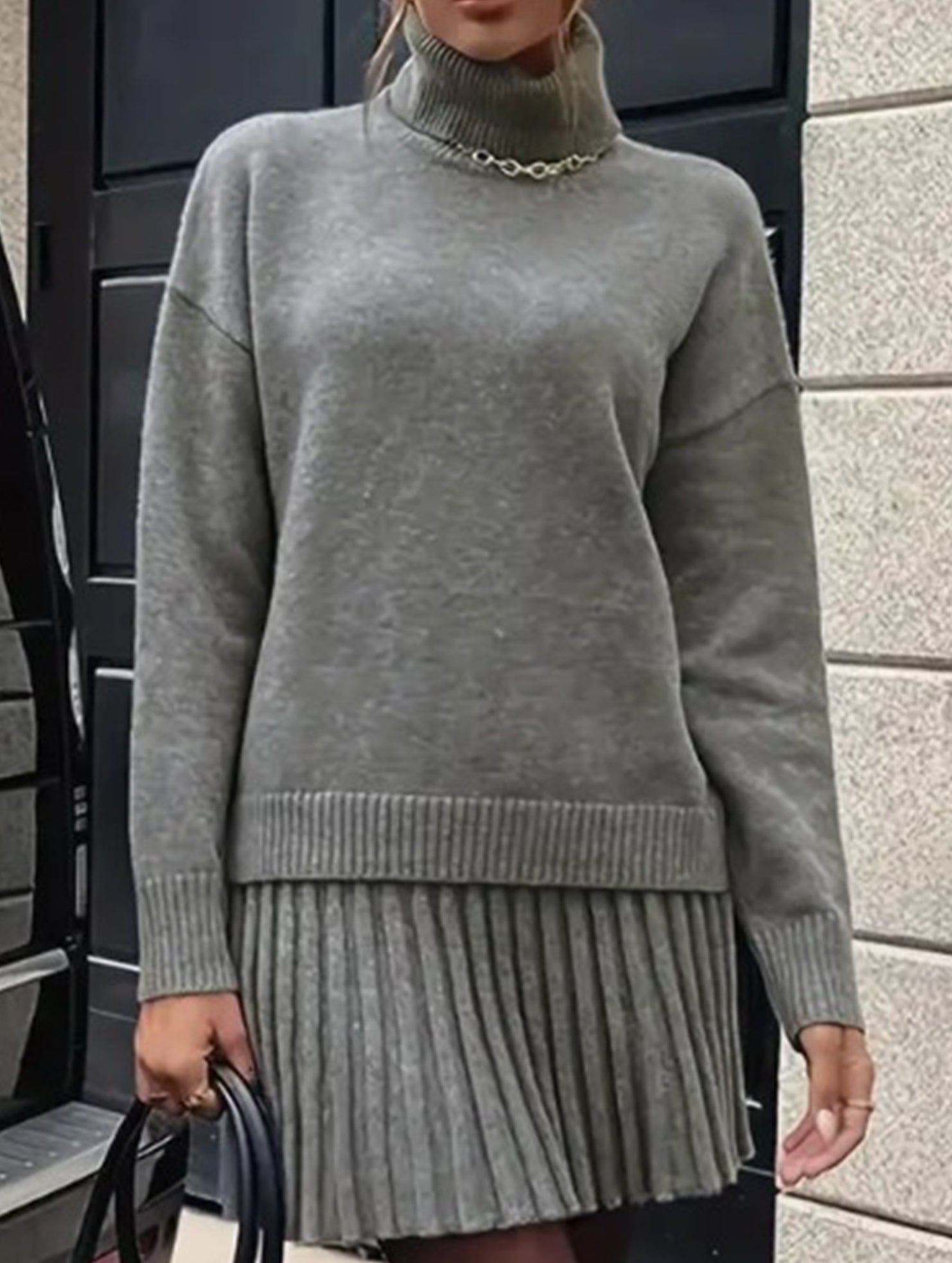 Casual turtleneck knitted long-sleeved short skirt set