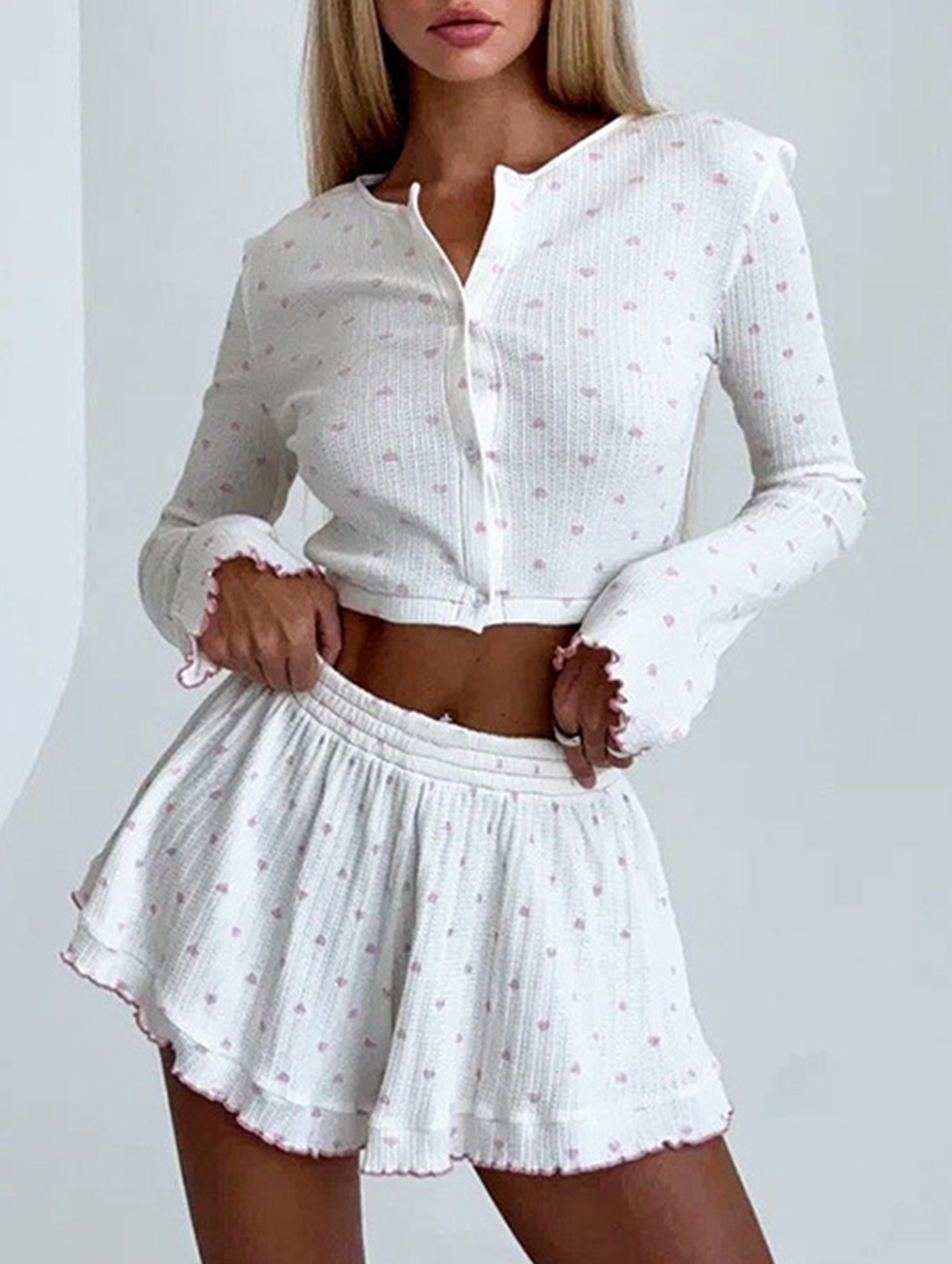 Women's openwork cardigan with heart print pajamas