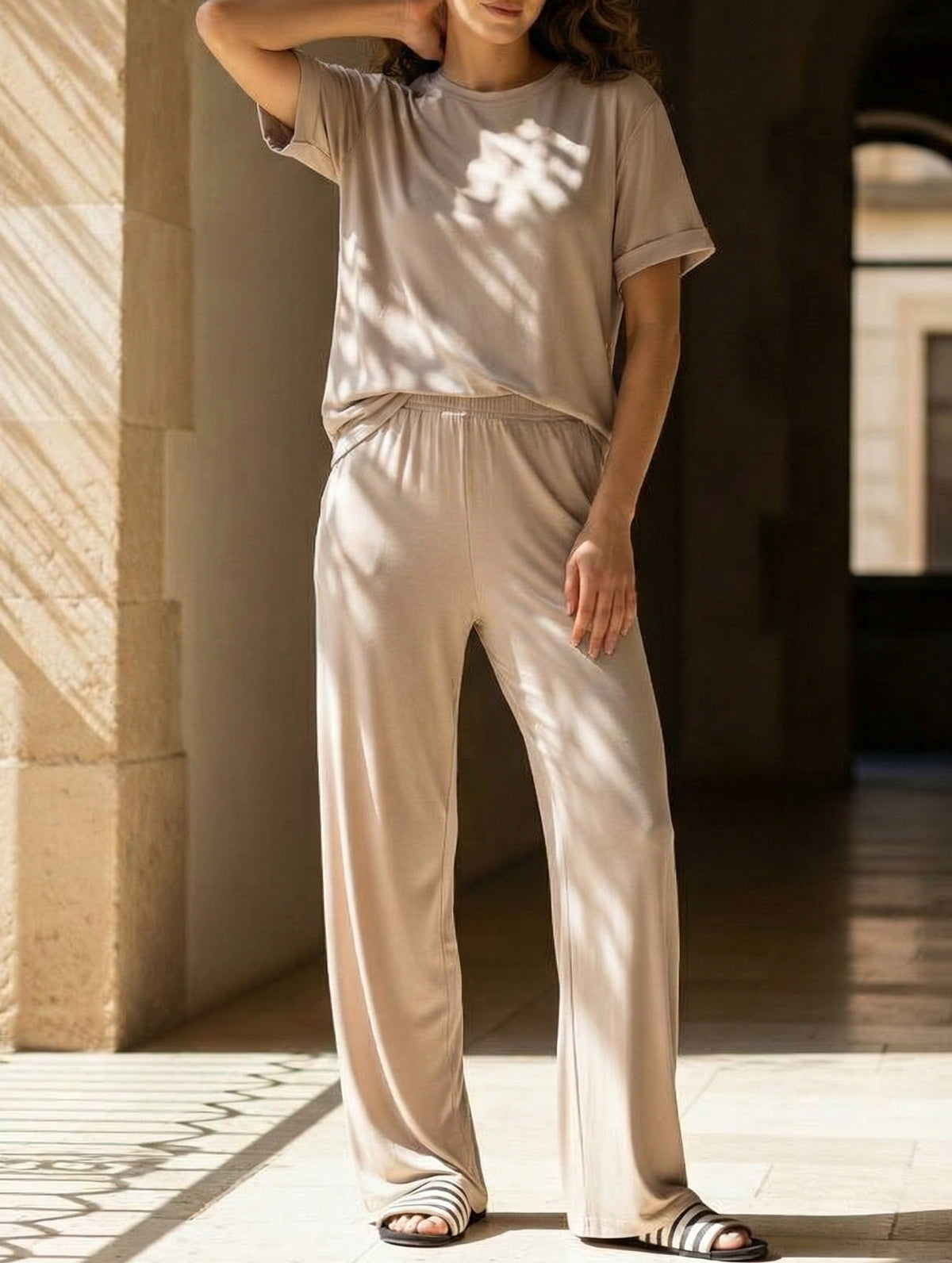 Soft knitted loose-fitting pajamas for women