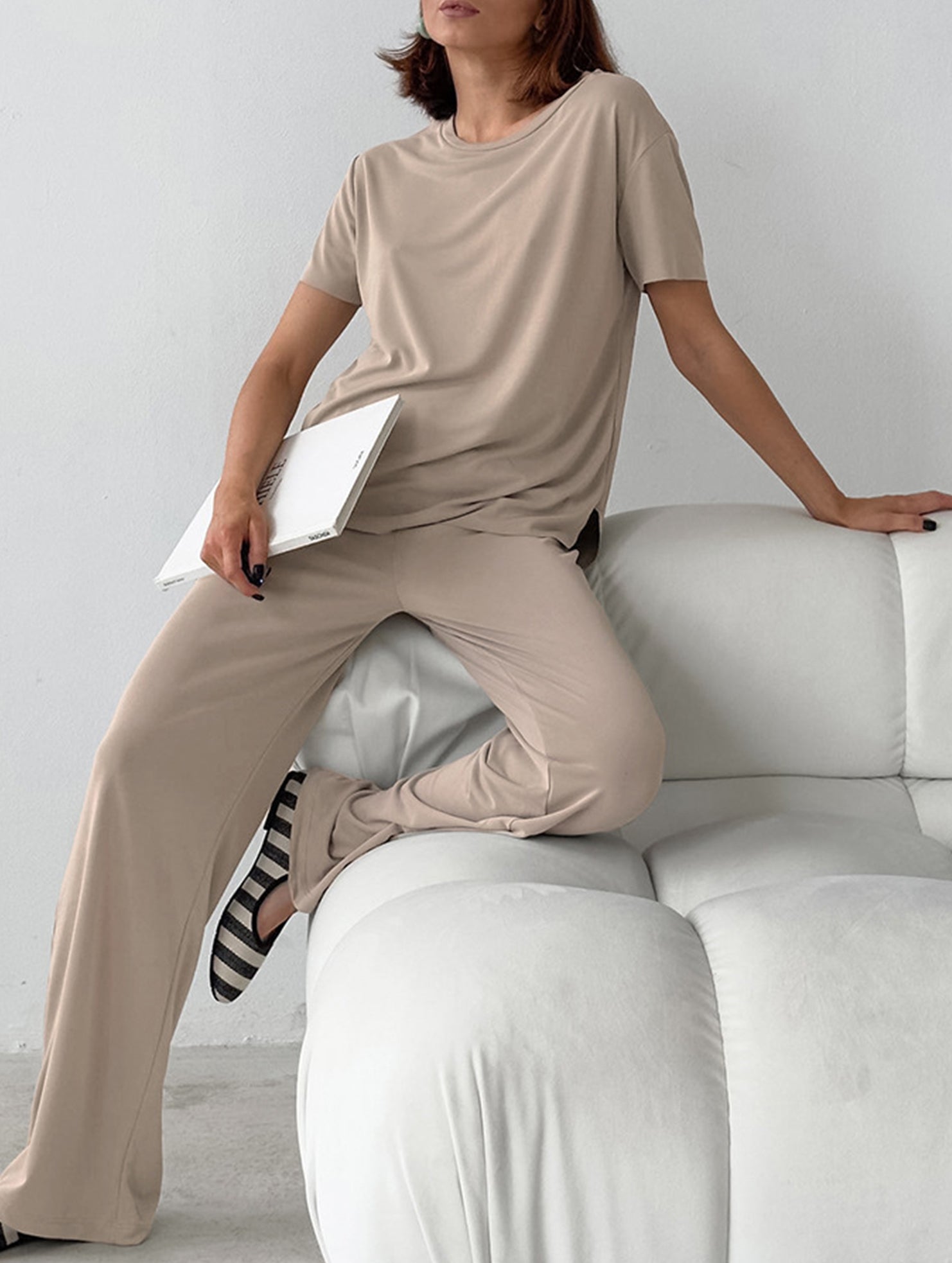 Soft knitted loose-fitting pajamas for women