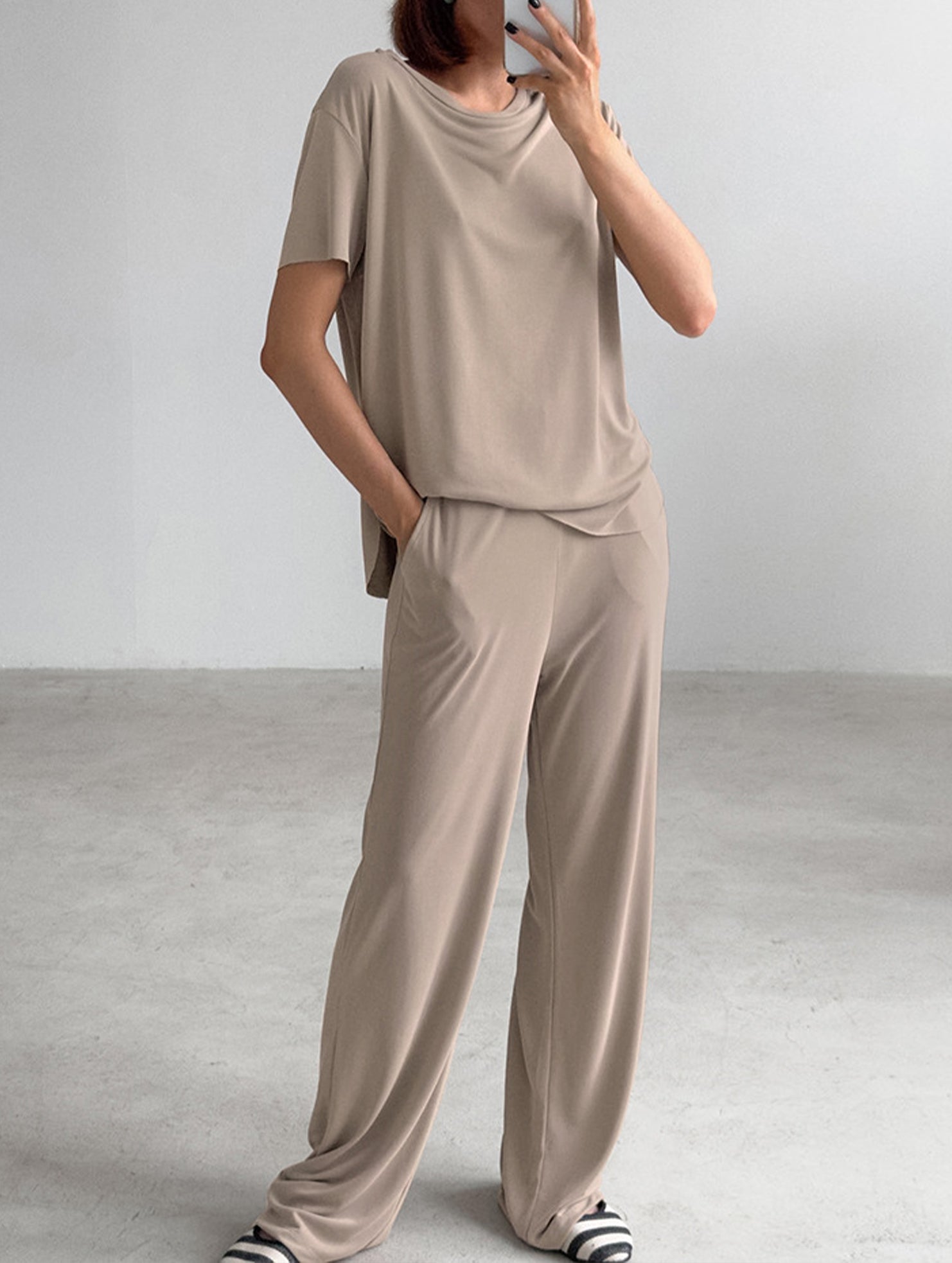 Soft knitted loose-fitting pajamas for women