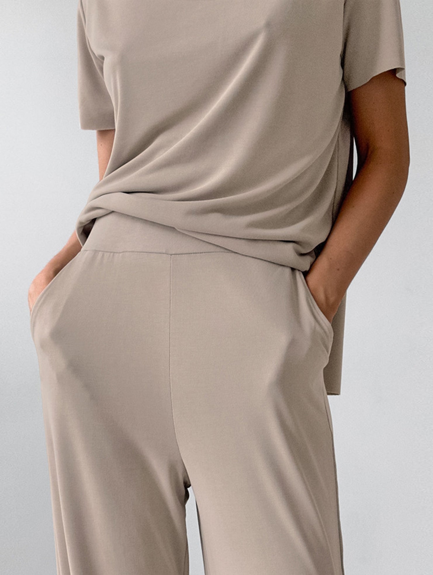 Soft knitted loose-fitting pajamas for women