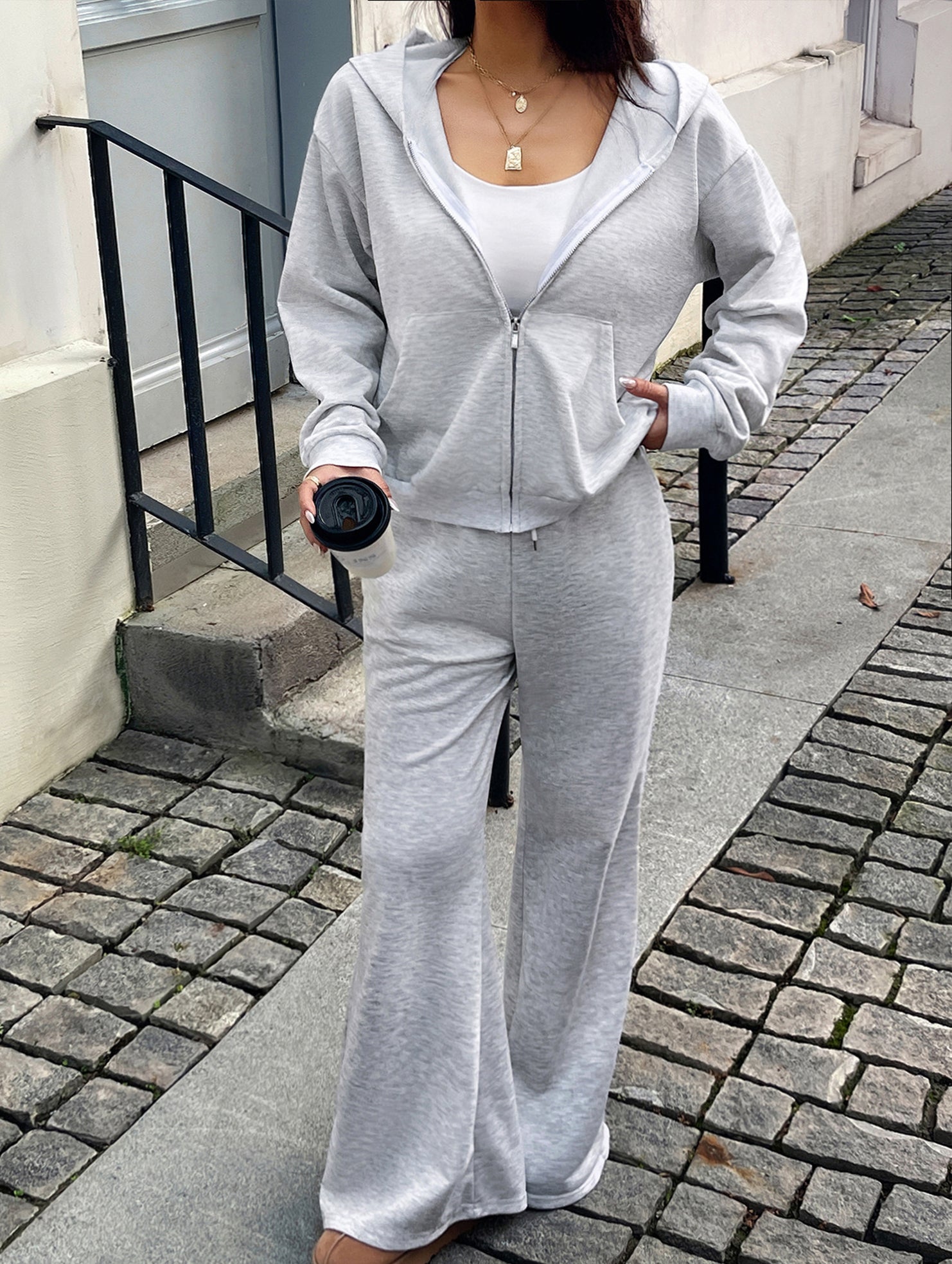 Women's Sports Hoodie Jacket and Pants Set