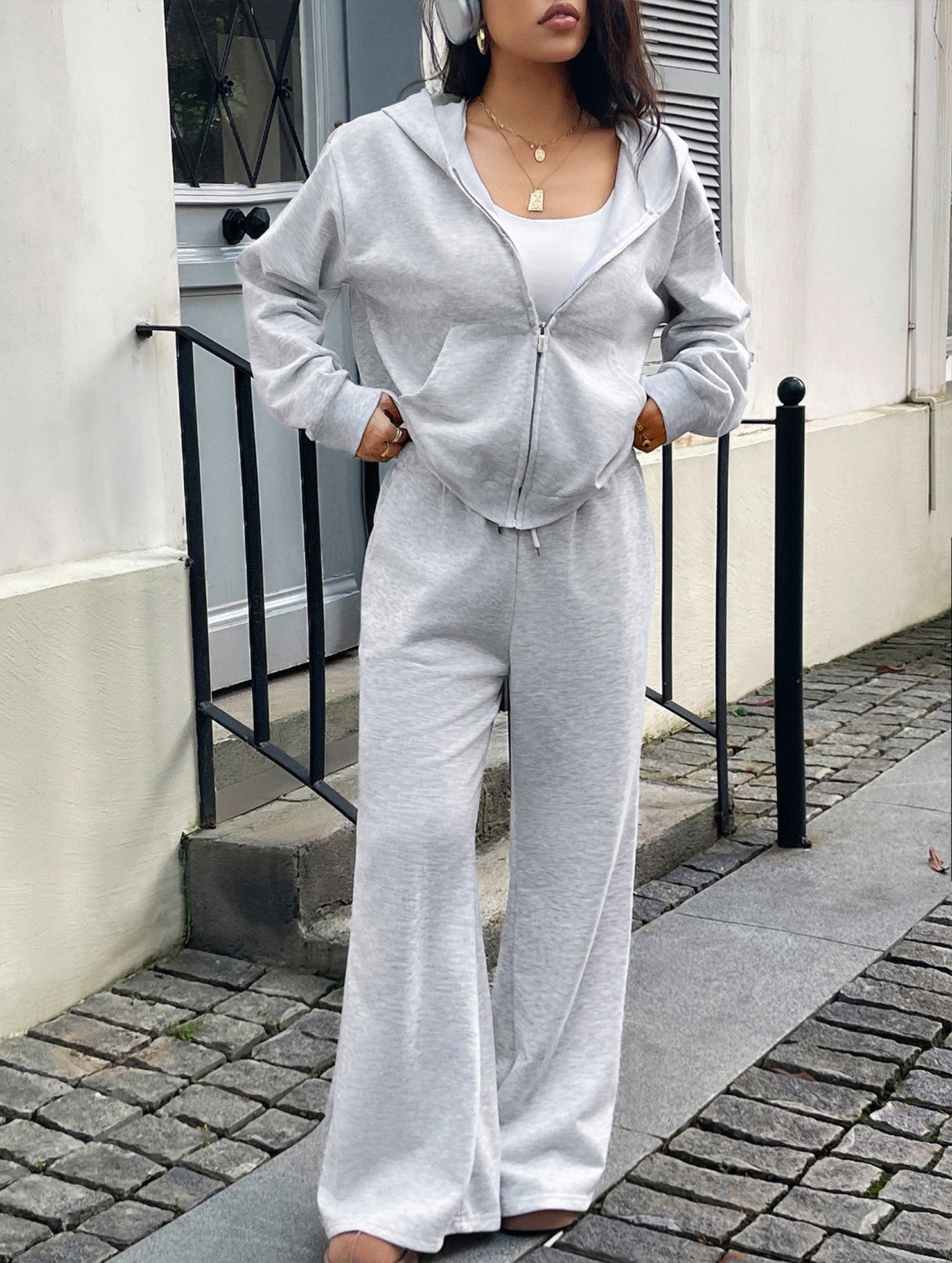 Women's Sports Hoodie Jacket and Pants Set