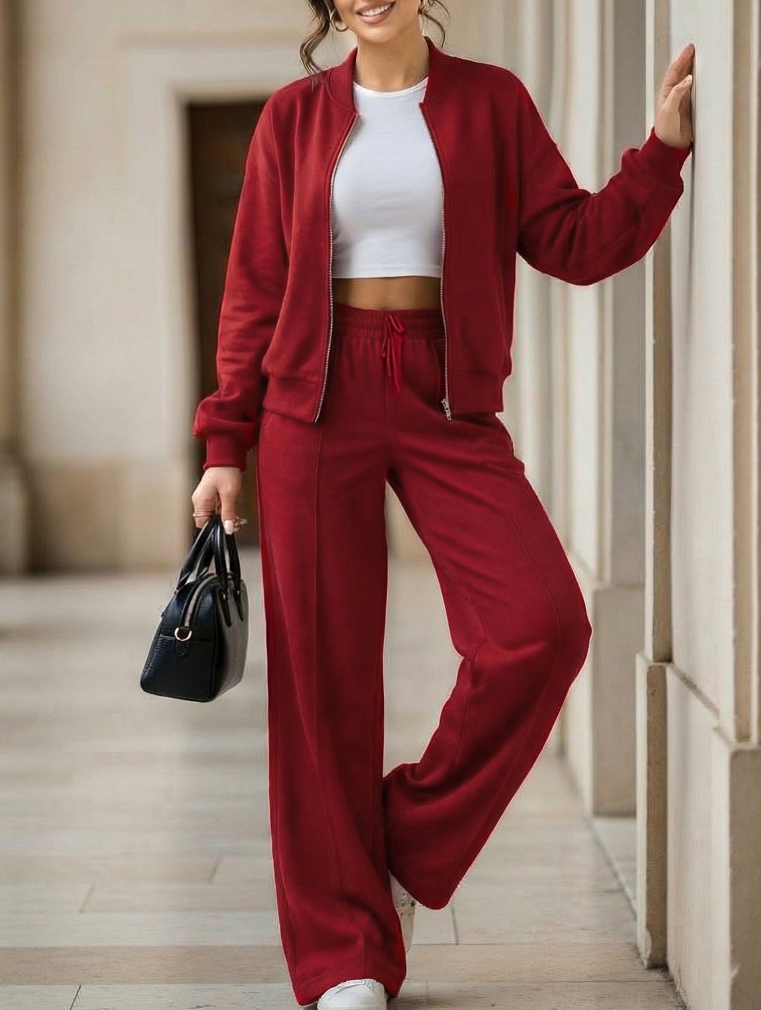 Women's drawstring sweatshirt and straight leg pants
