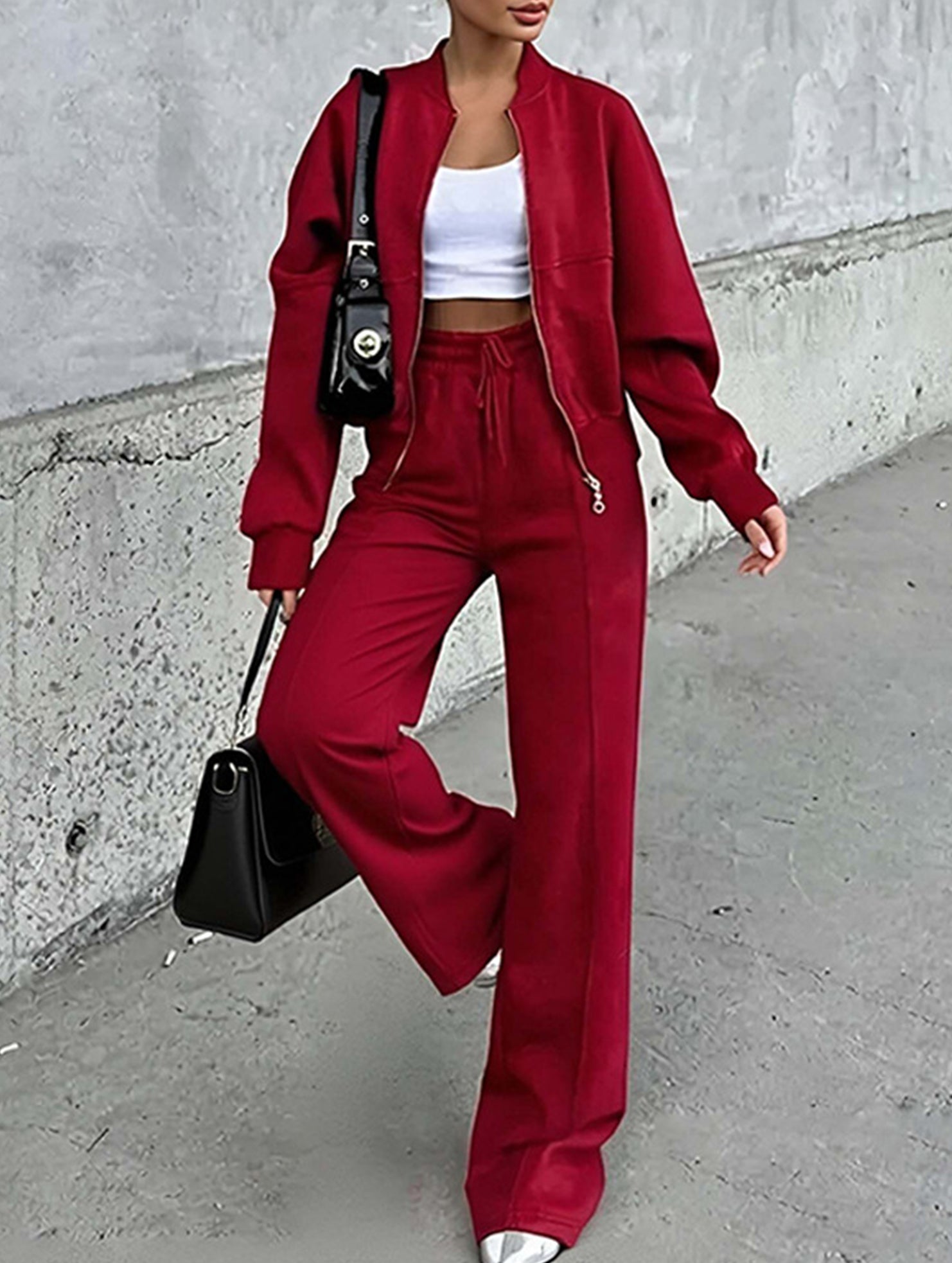 Women's drawstring sweatshirt and straight leg pants