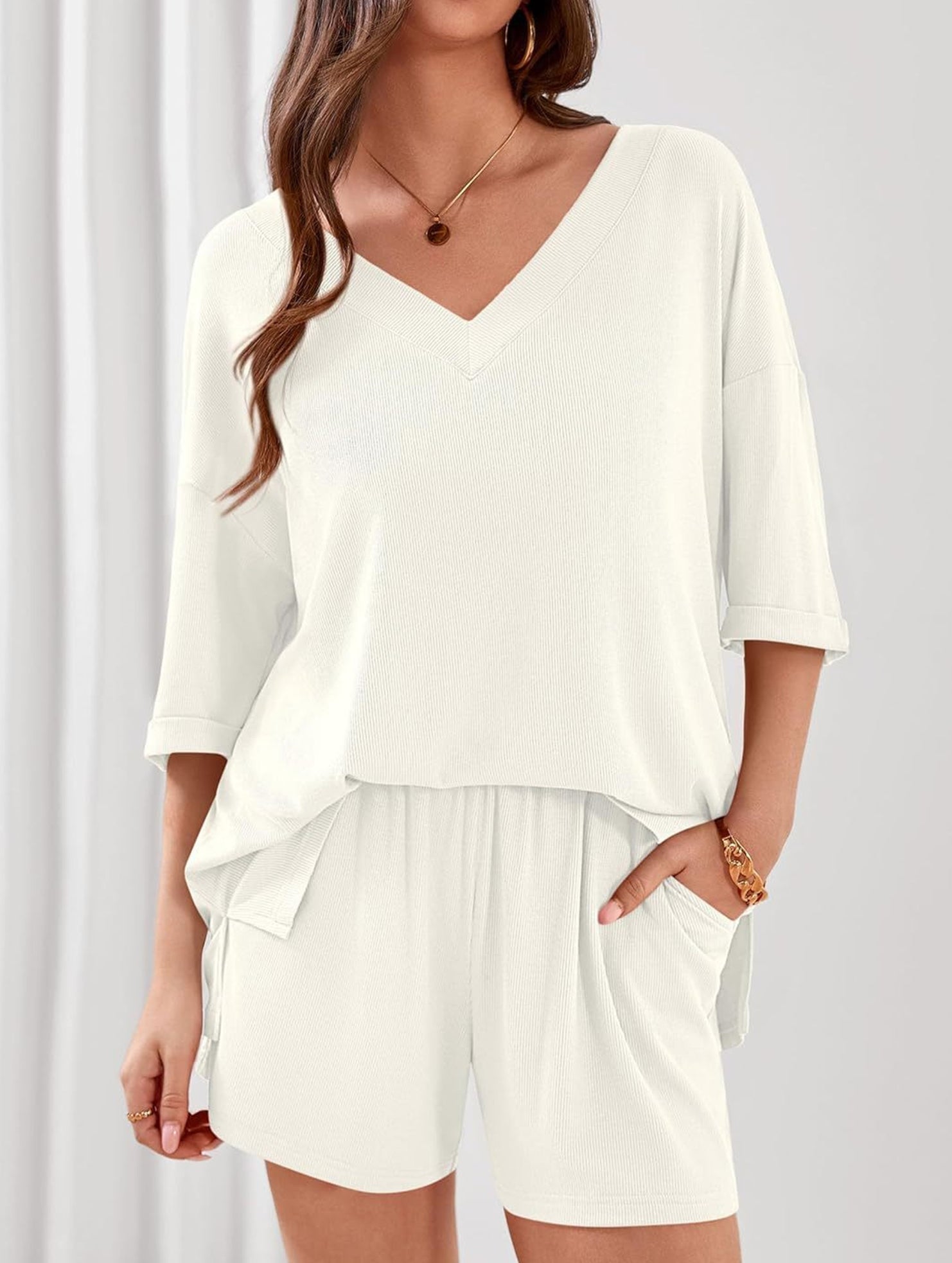V-neck short-sleeved casual beach suit for women