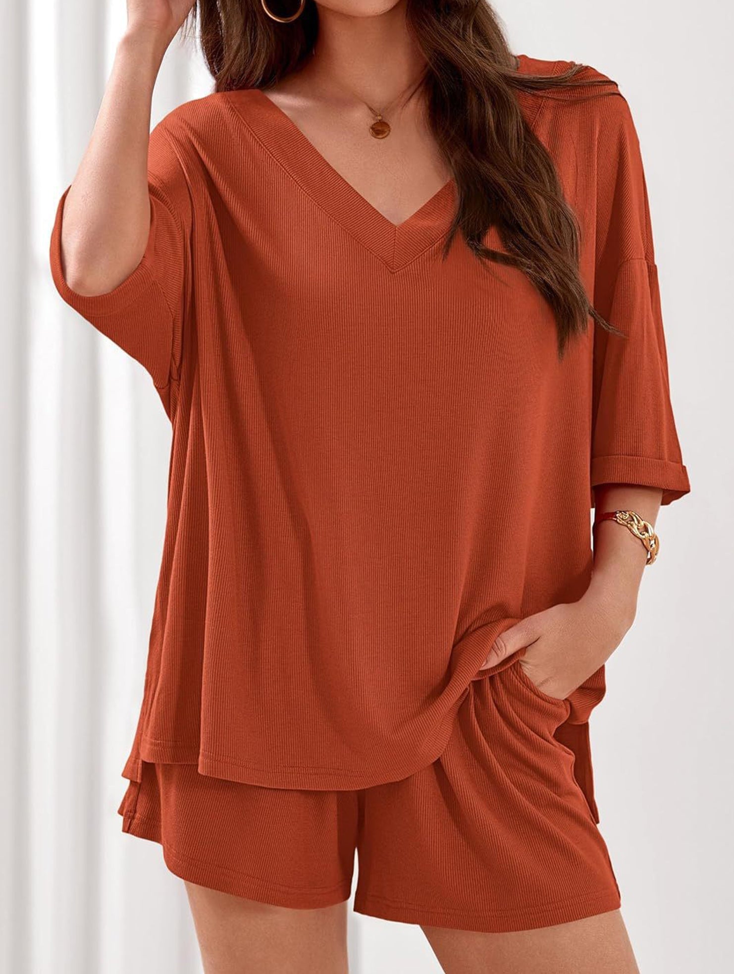 V-neck short-sleeved casual beach suit for women