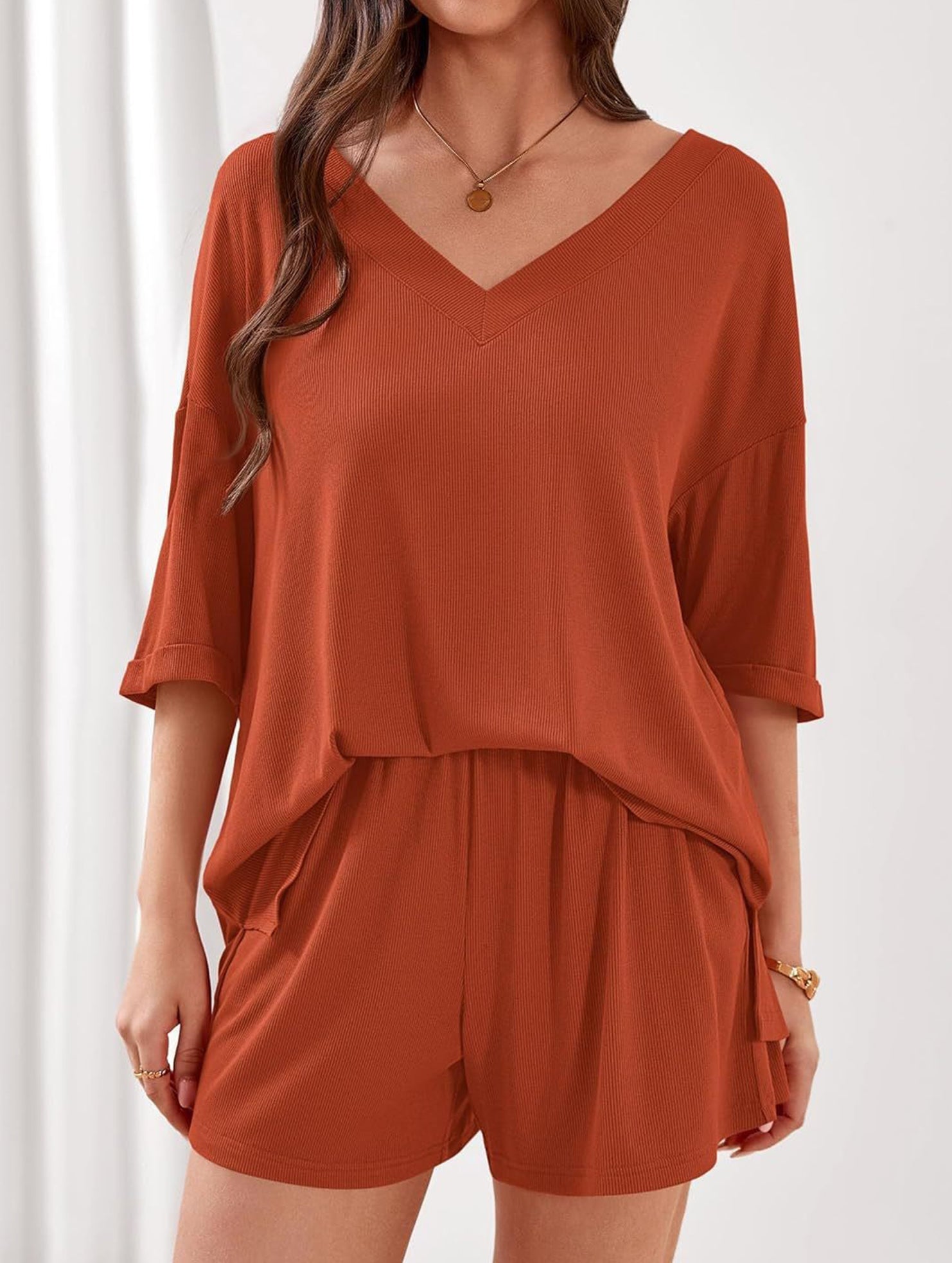V-neck short-sleeved casual beach suit for women